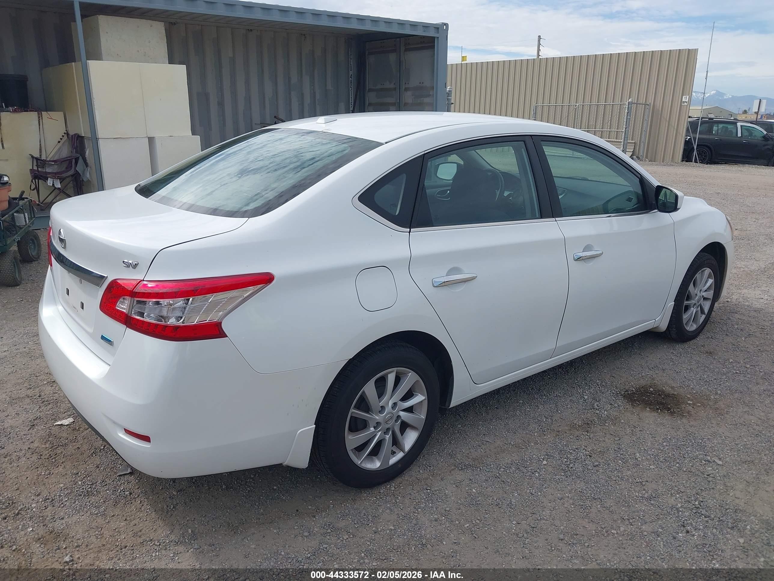 NISSAN SENTRA image 4