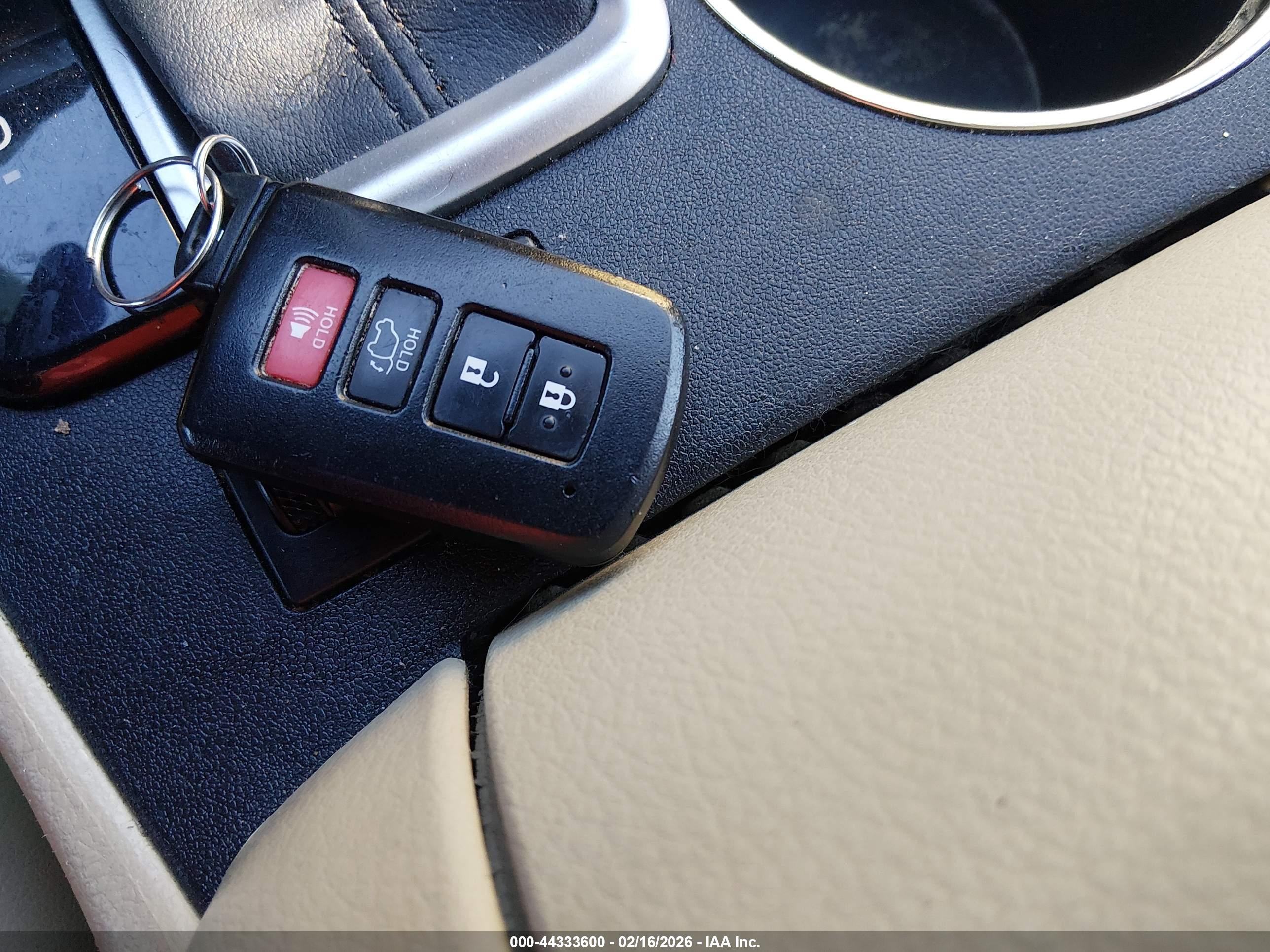 TOYOTA HIGHLANDER image 11