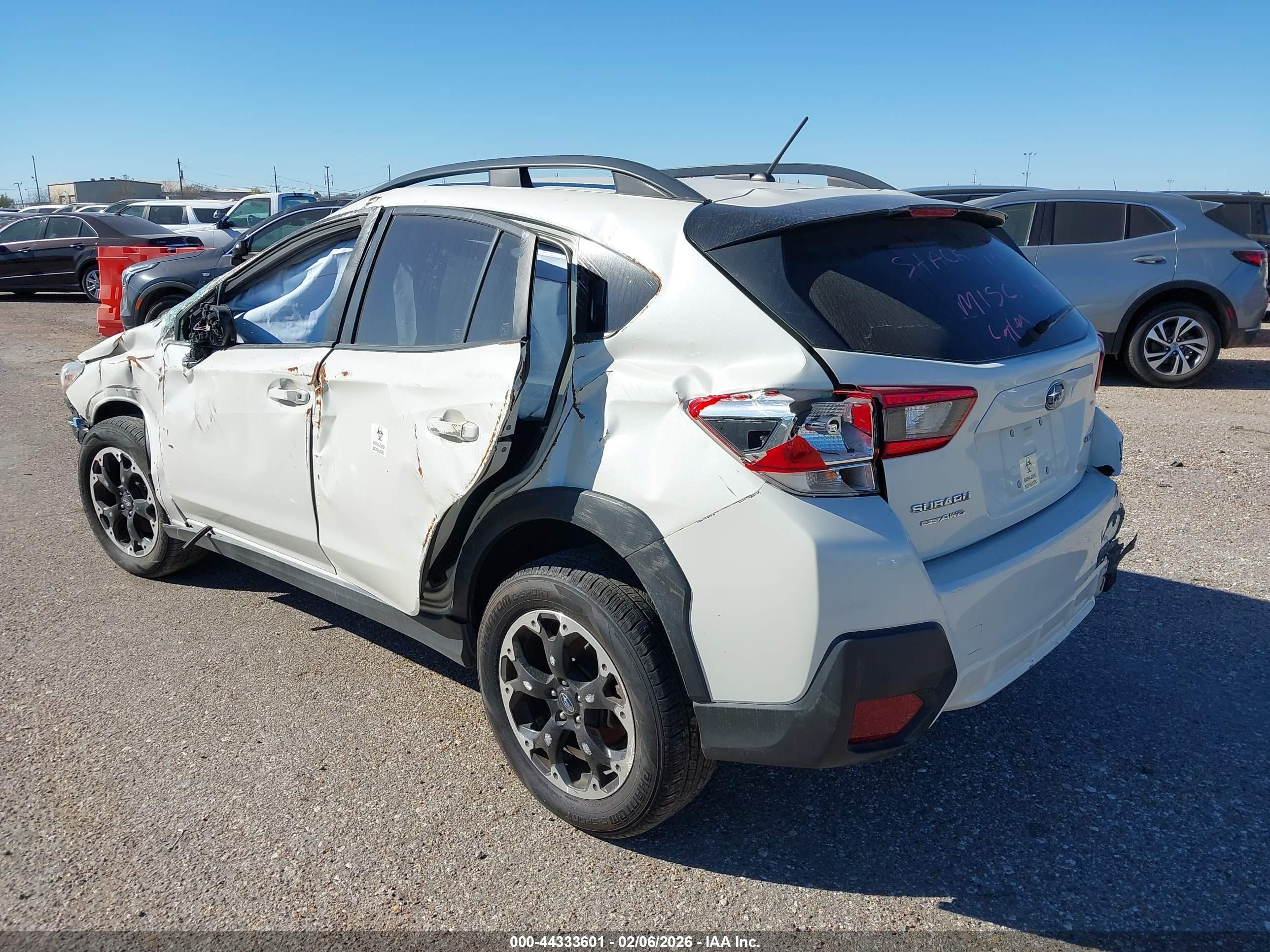 SUBARU CROSSTREK image 3