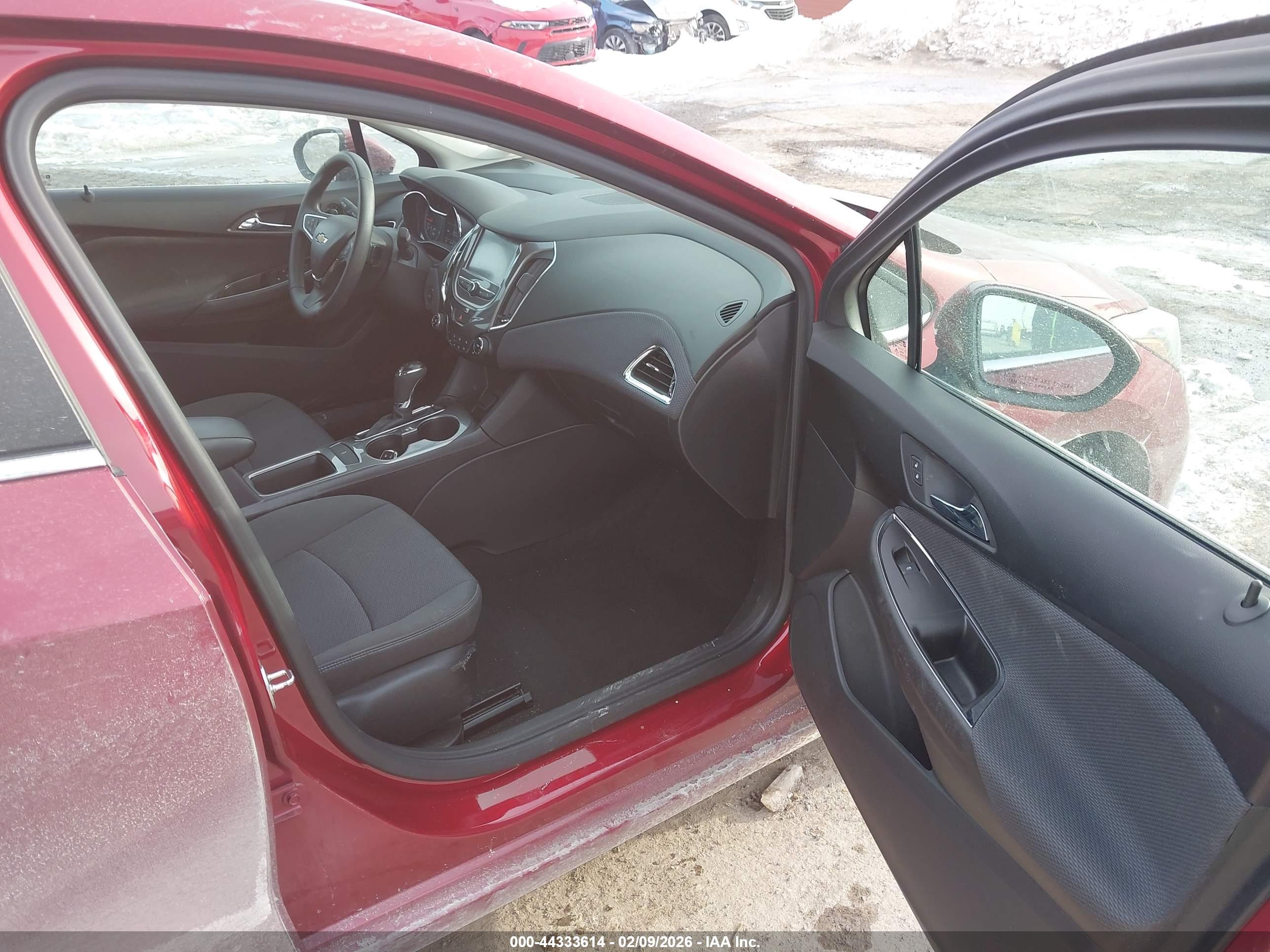CHEVROLET CRUZE image 5