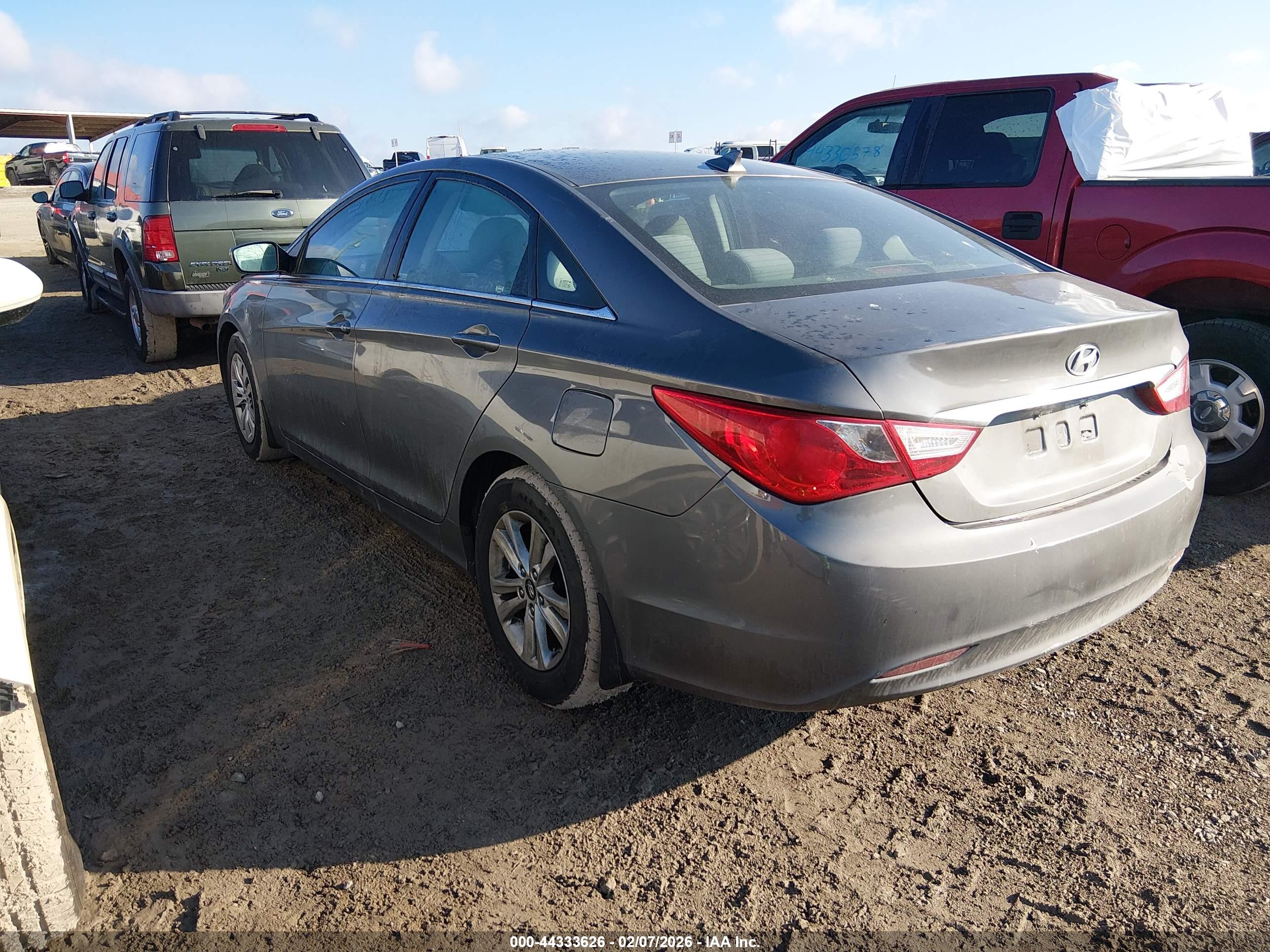 HYUNDAI SONATA image 3