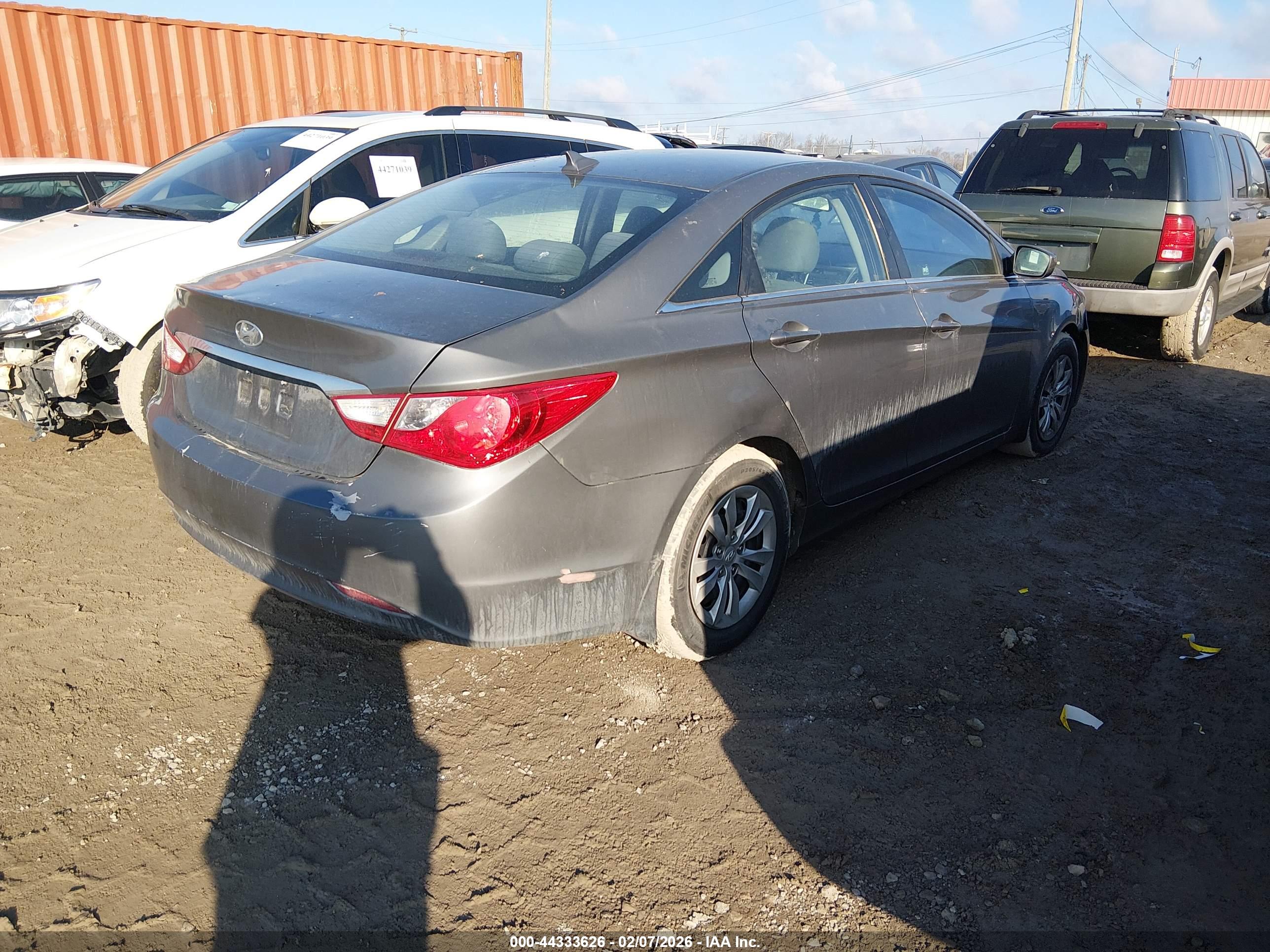 HYUNDAI SONATA image 4