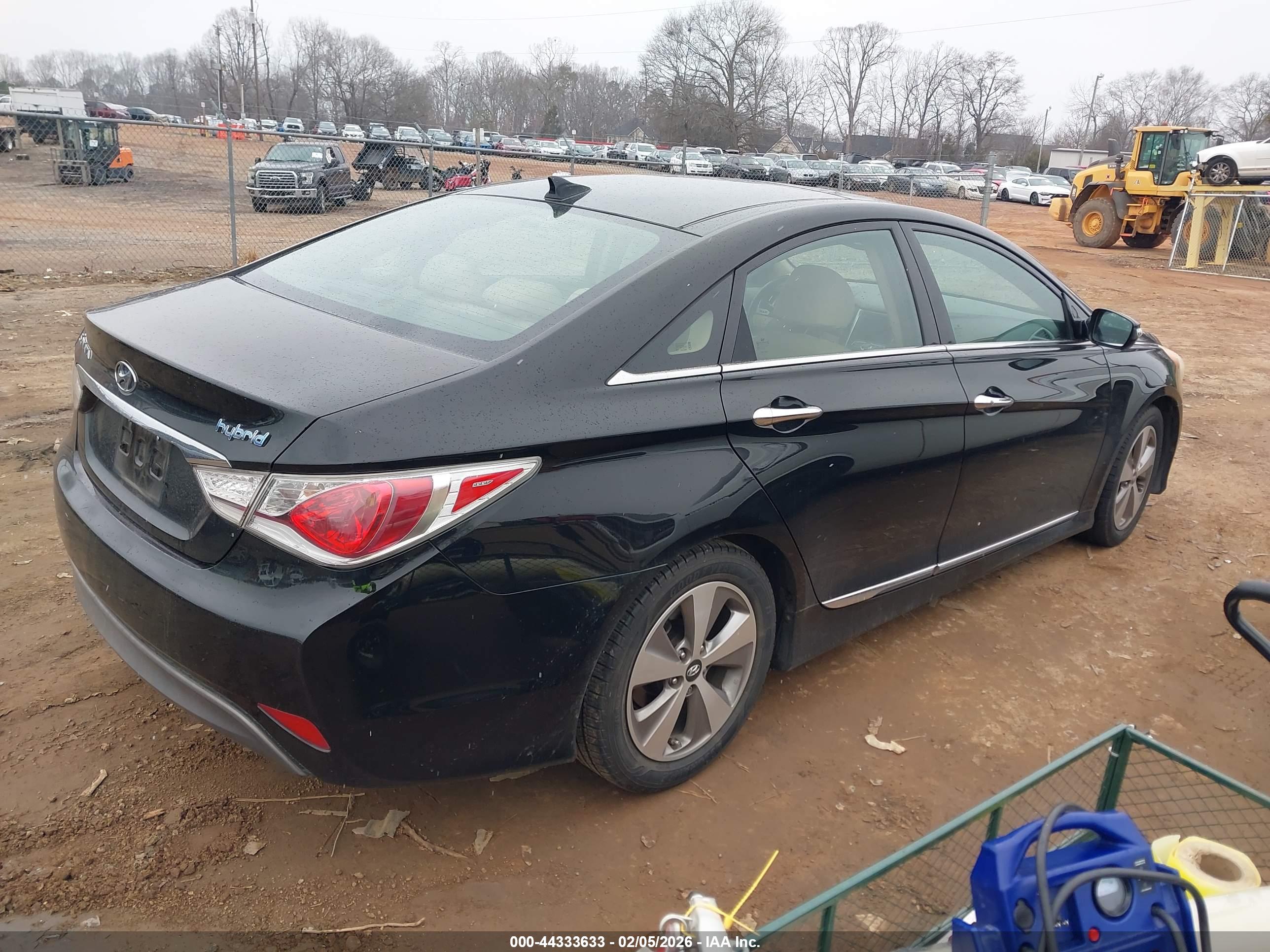 HYUNDAI SONATA image 4