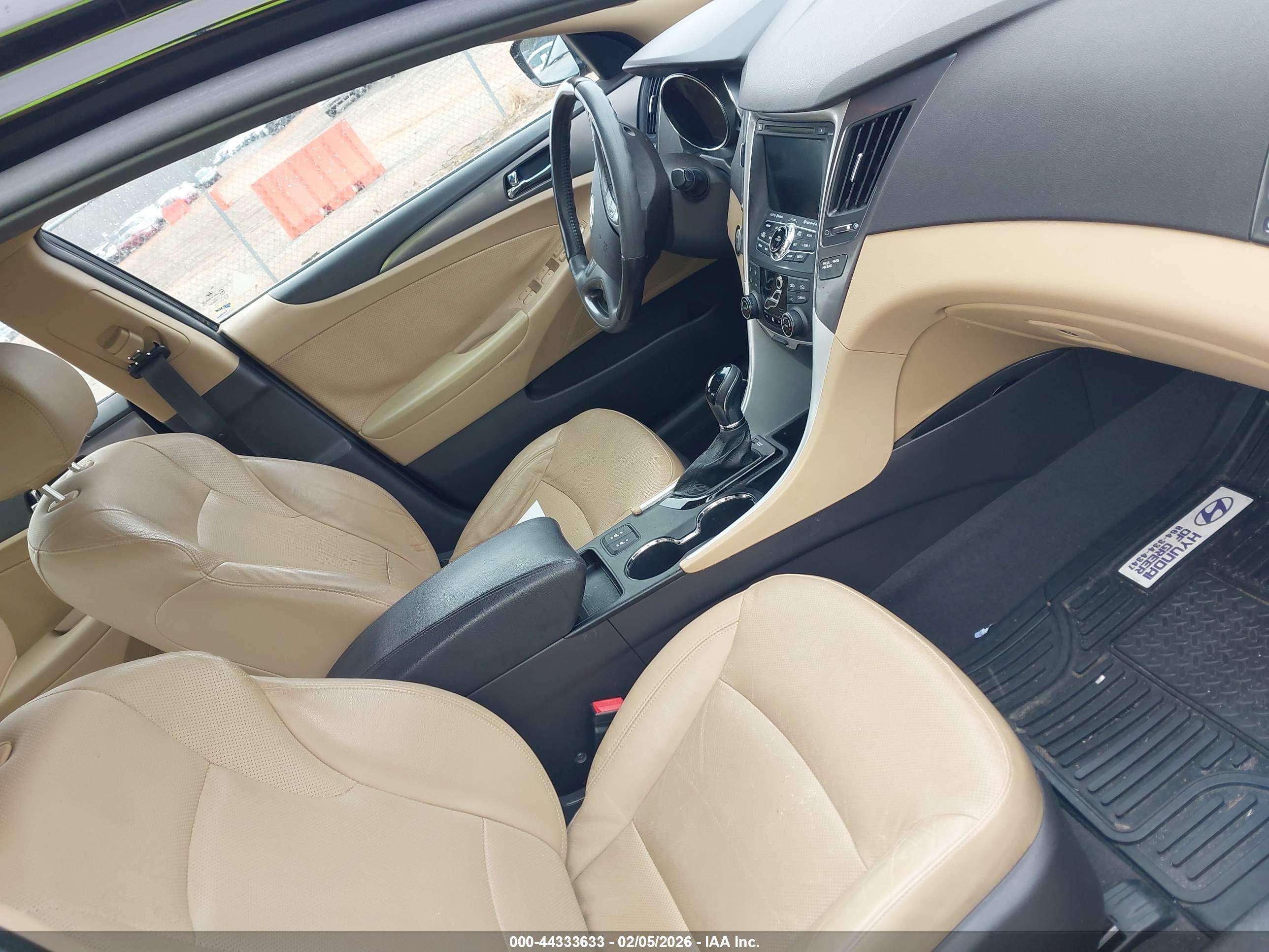 HYUNDAI SONATA image 5