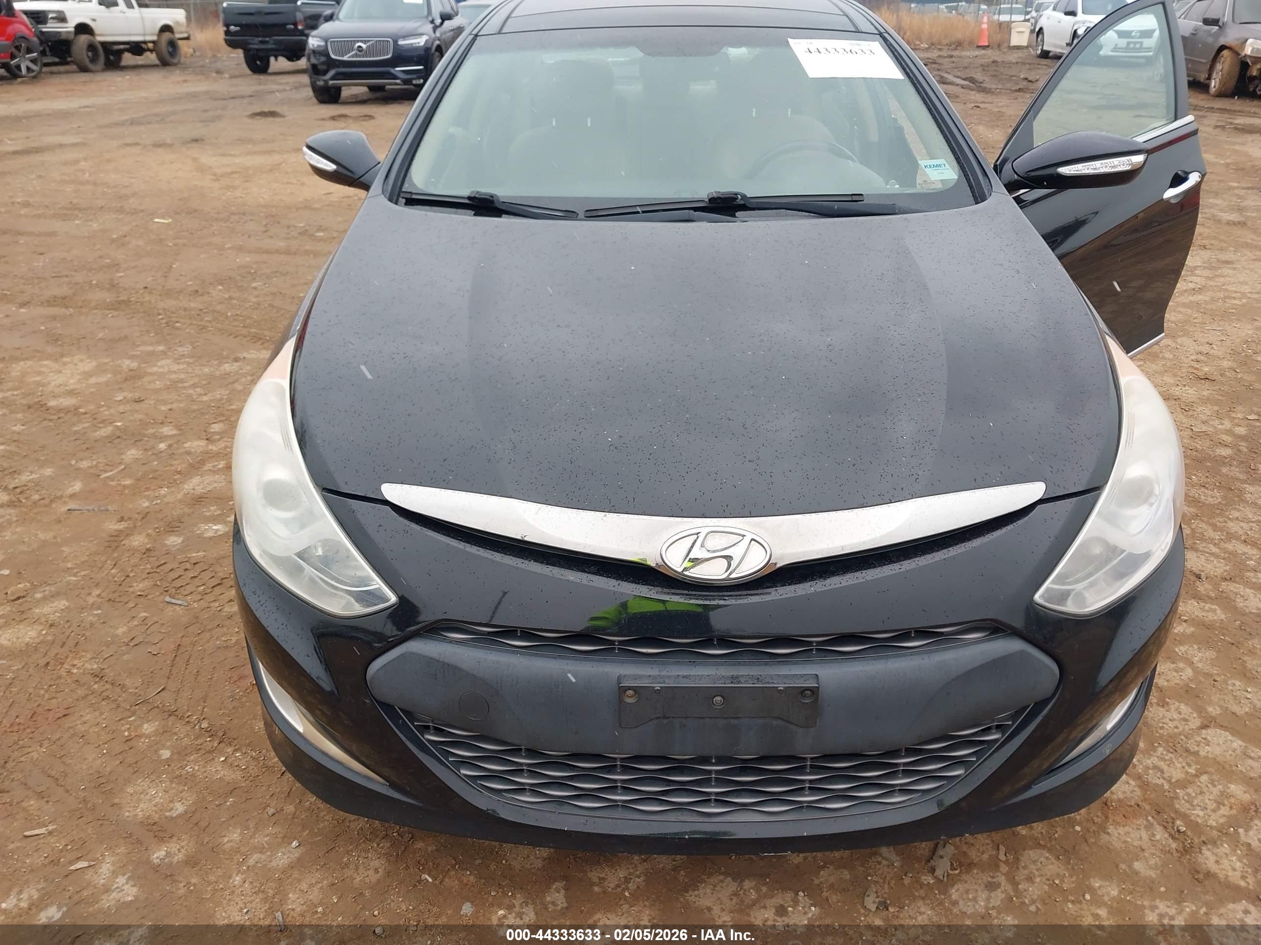 HYUNDAI SONATA image 6