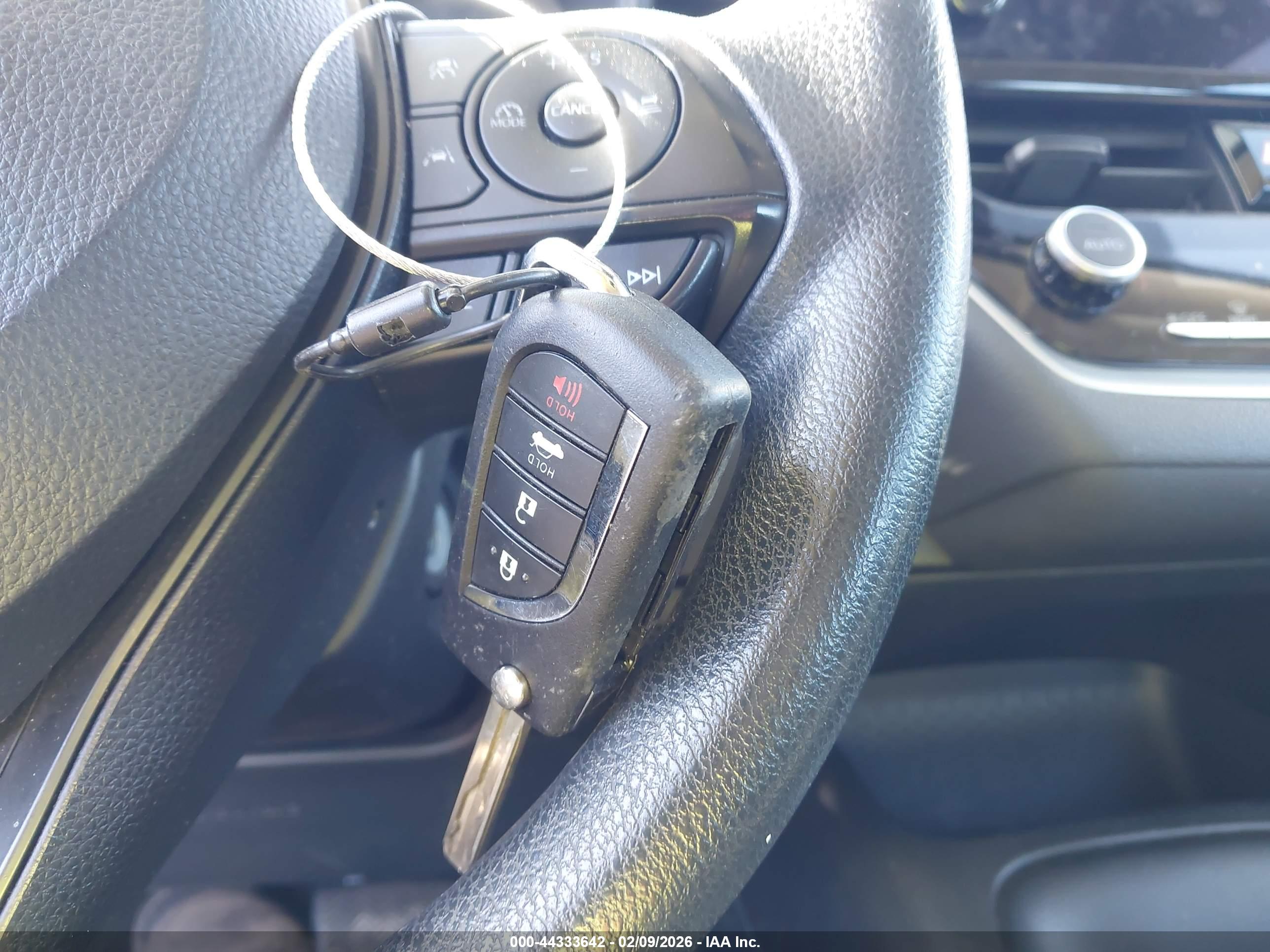 TOYOTA COROLLA image 11