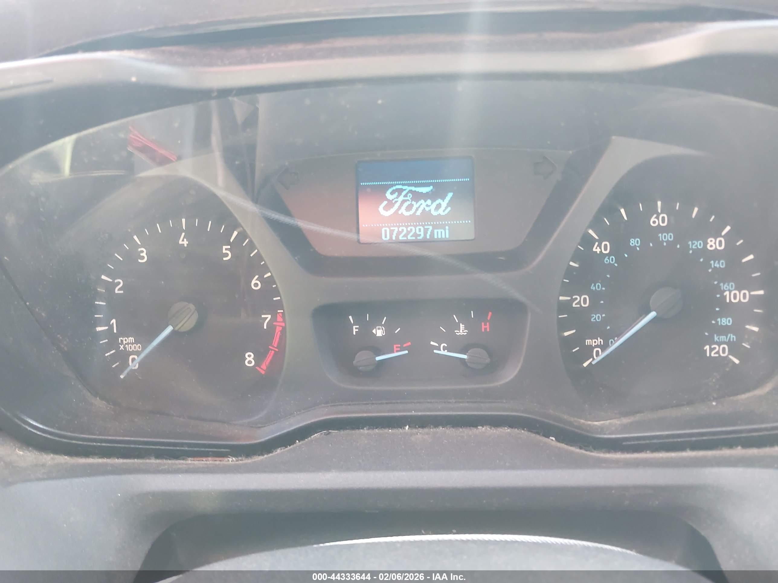 FORD TRANSIT-150 image 7