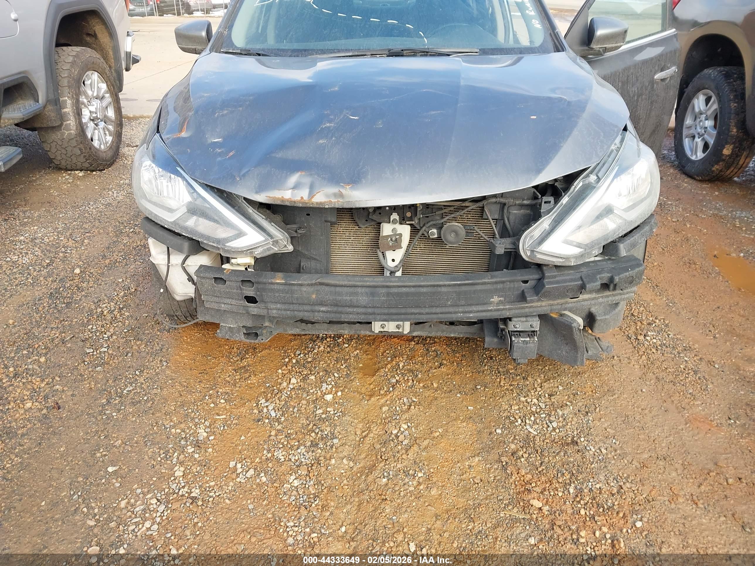 NISSAN SENTRA image 6