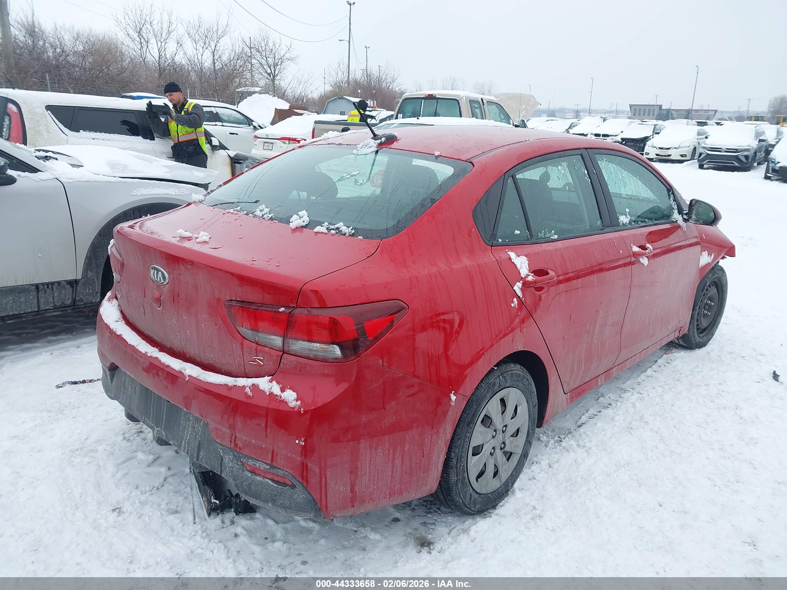 KIA RIO image 4