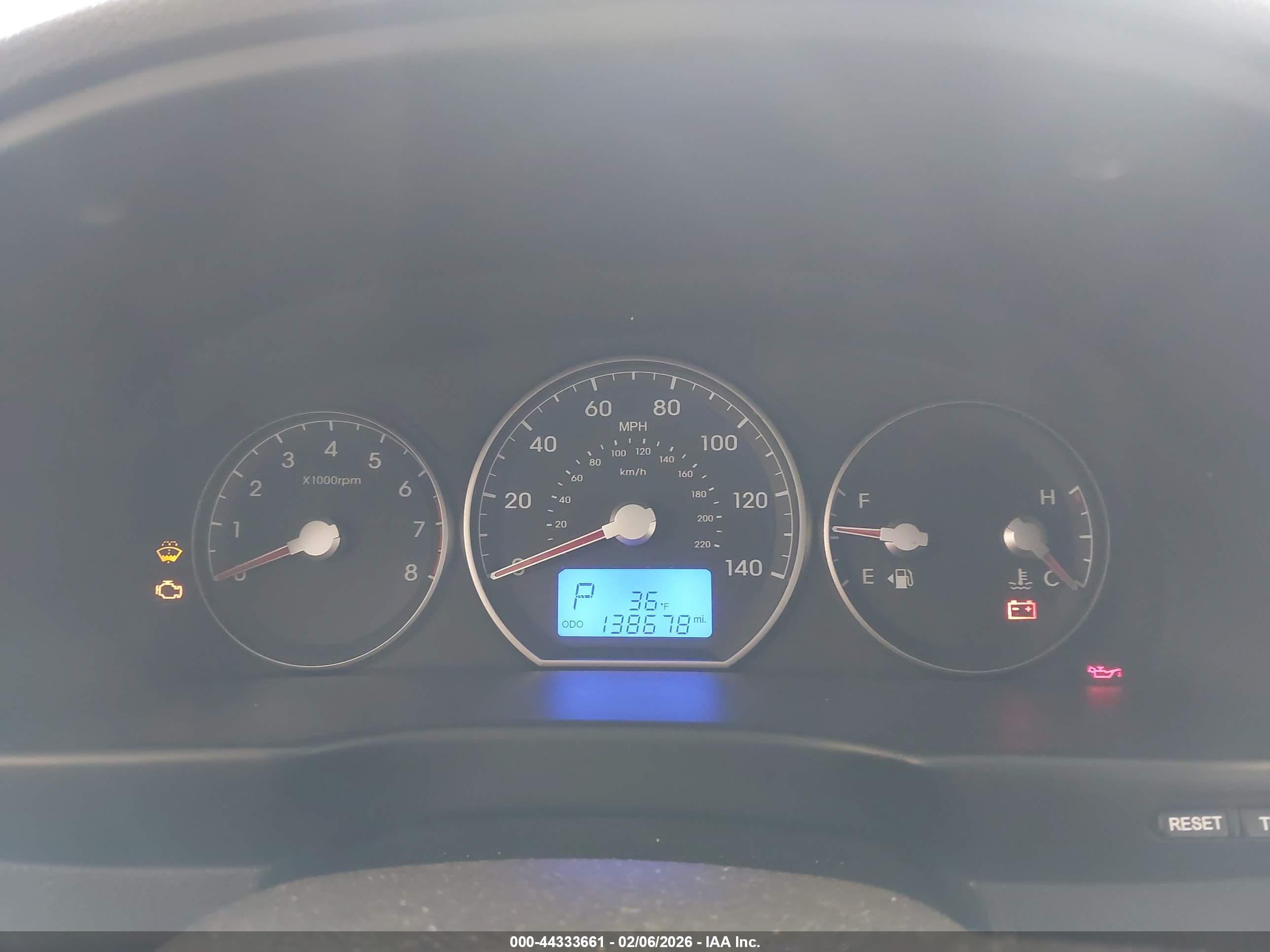 HYUNDAI SANTA image 7