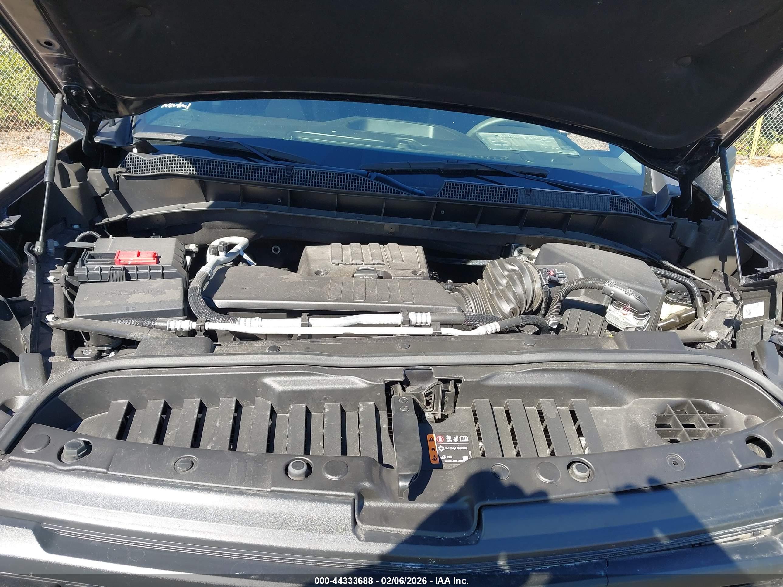 CHEVROLET SILVERADO image 10
