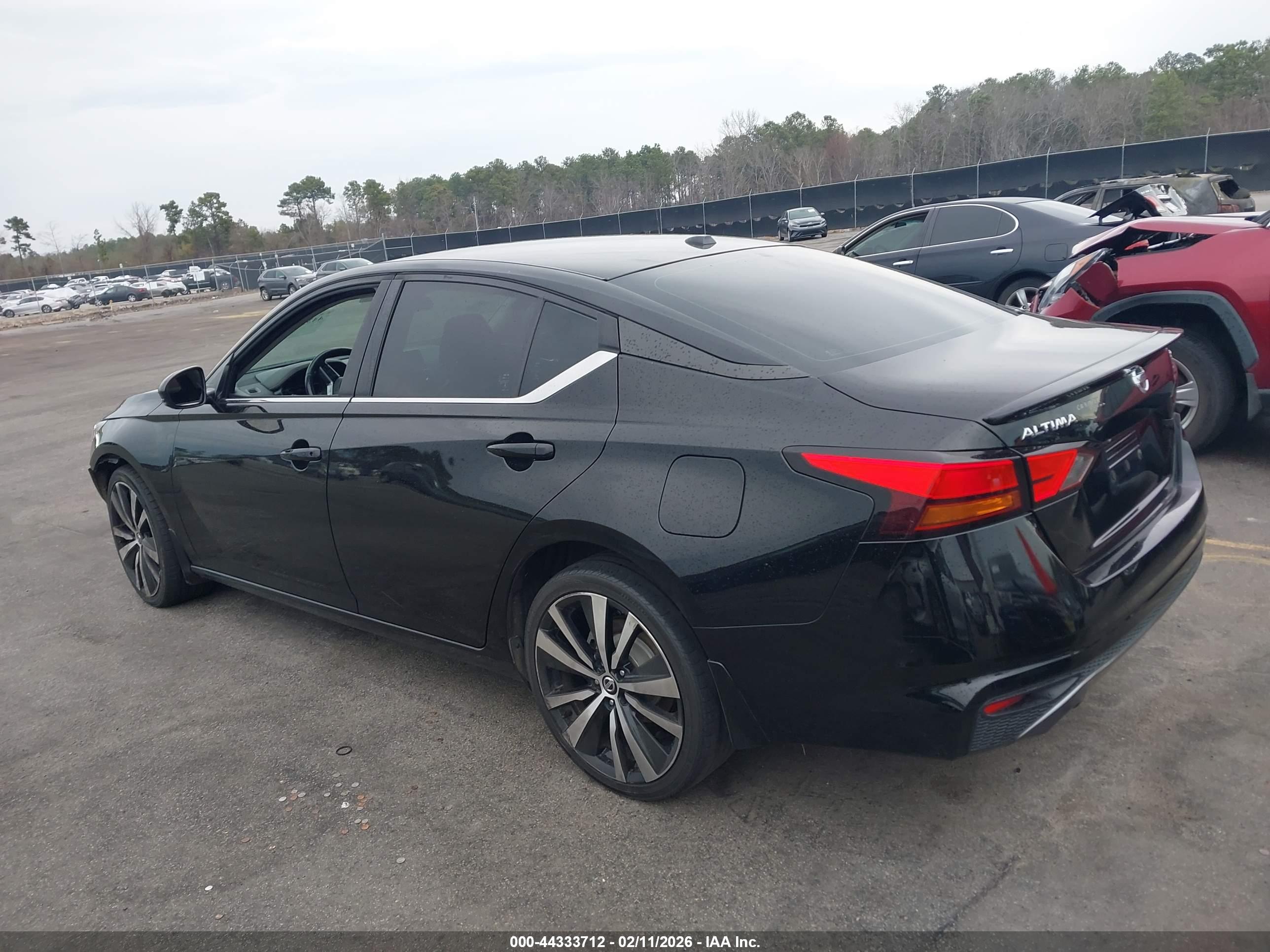 NISSAN ALTIMA image 3