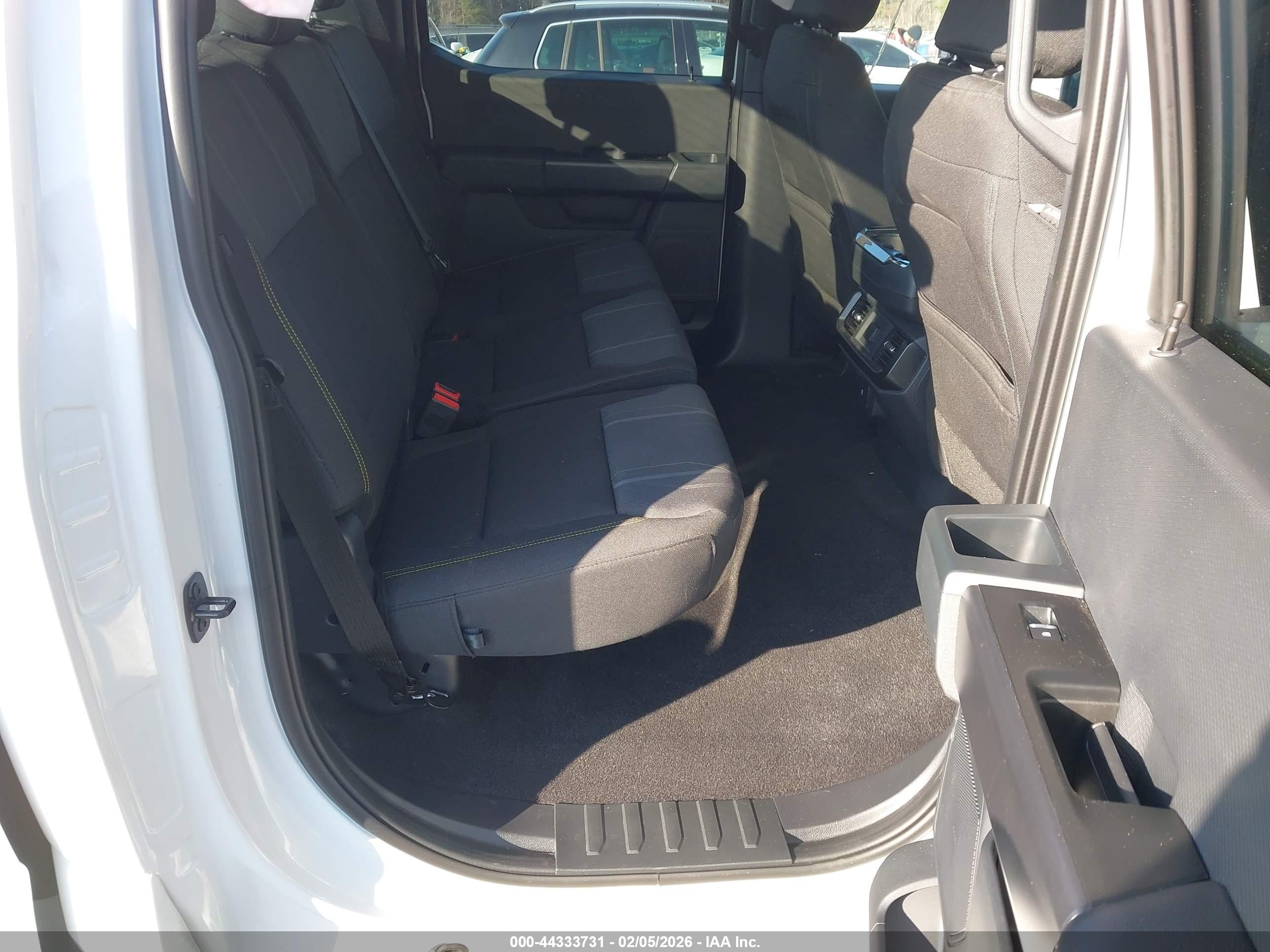 FORD F-150 image 8