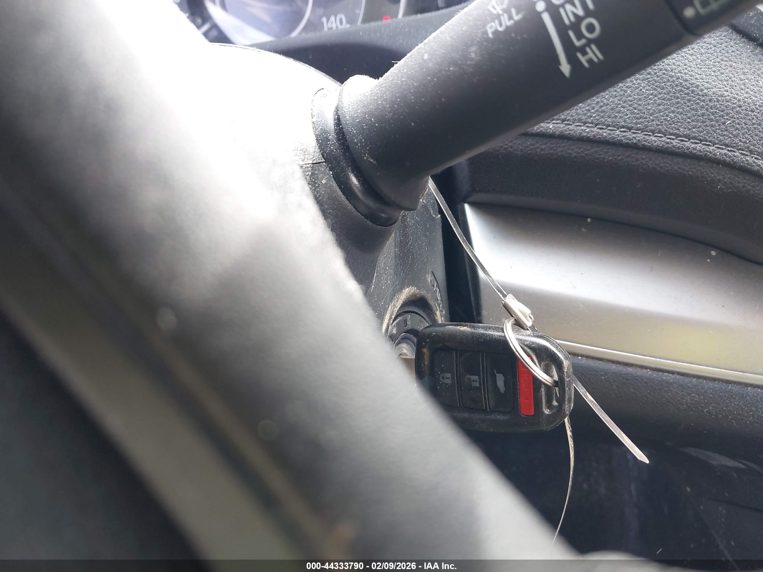 HONDA CR-V image 11