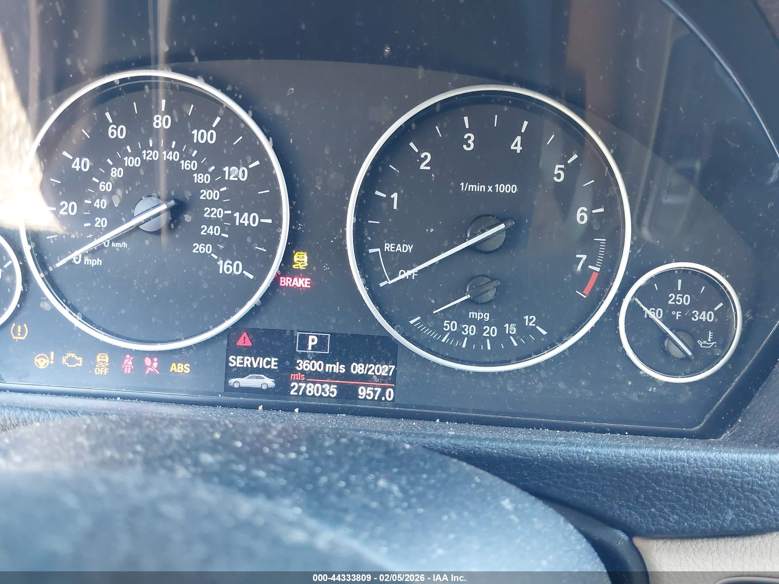 BMW 328I image 7