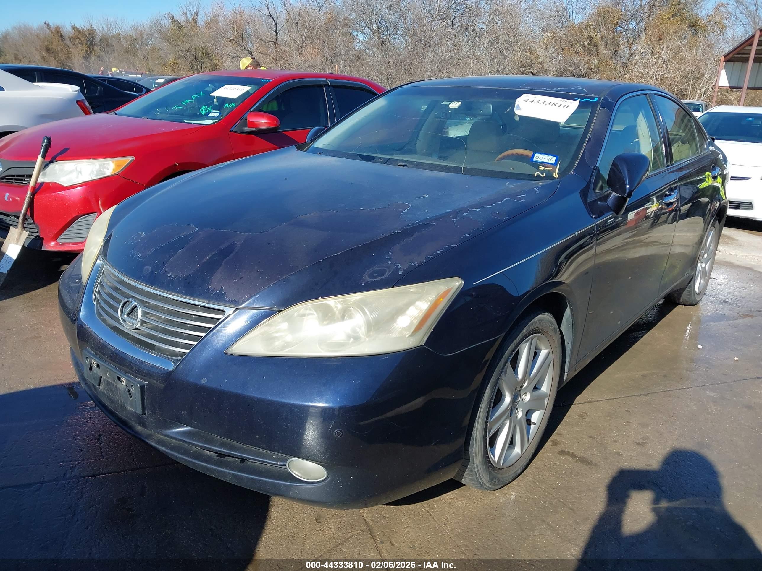 LEXUS ES image 2