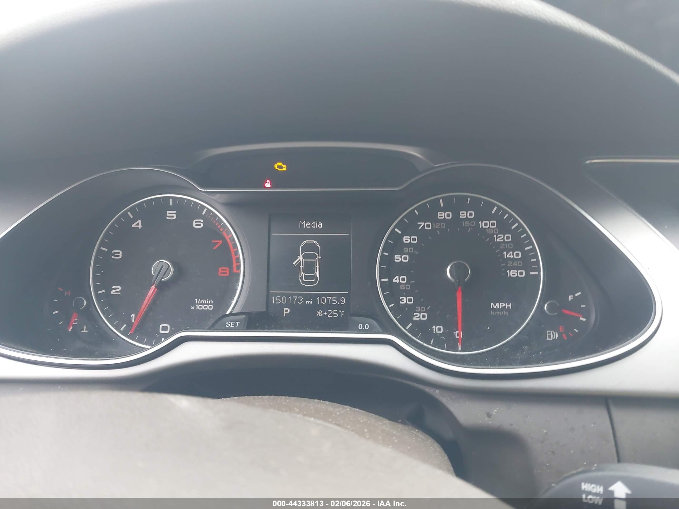 AUDI A4 image 7