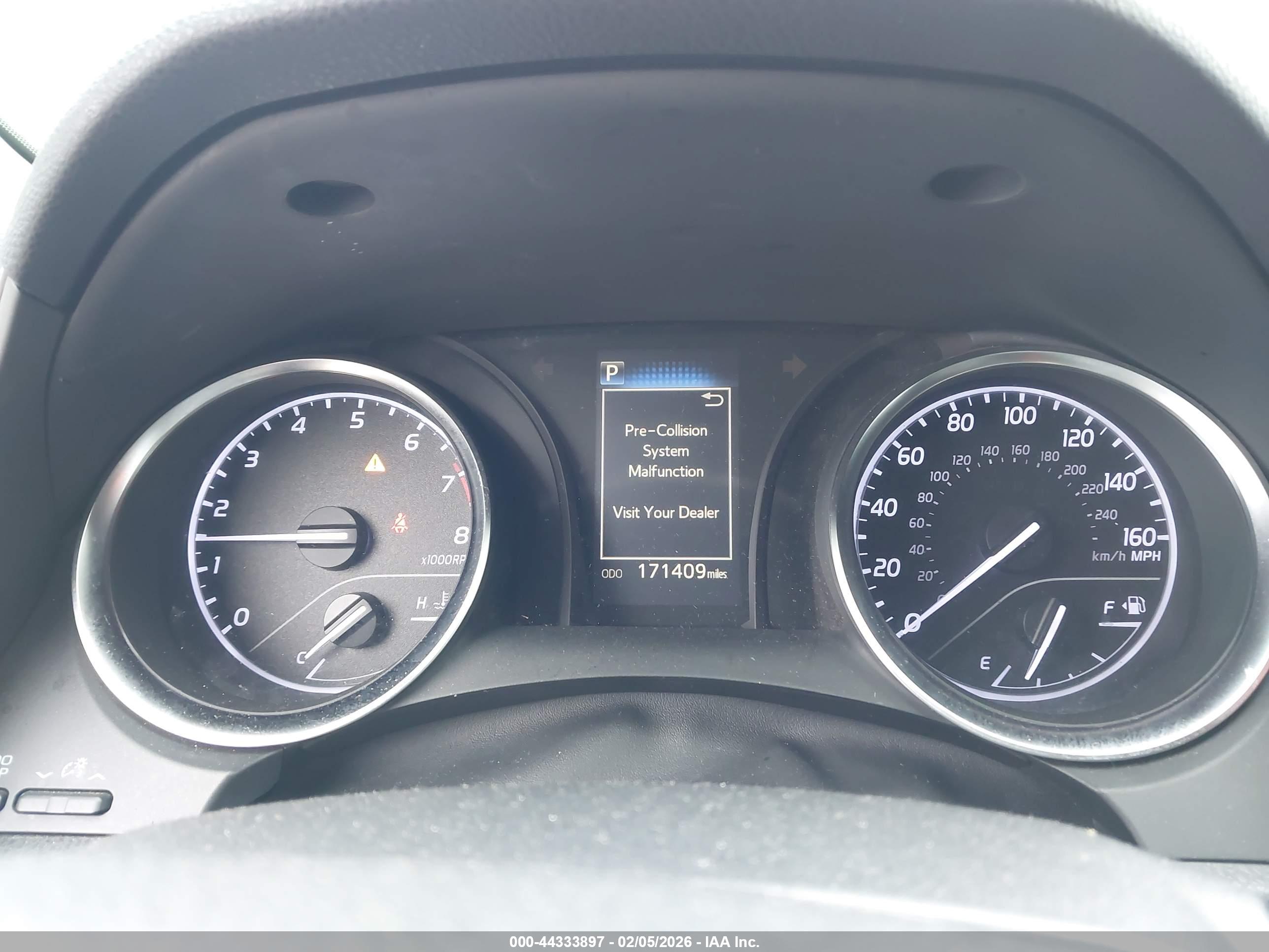 TOYOTA CAMRY image 7