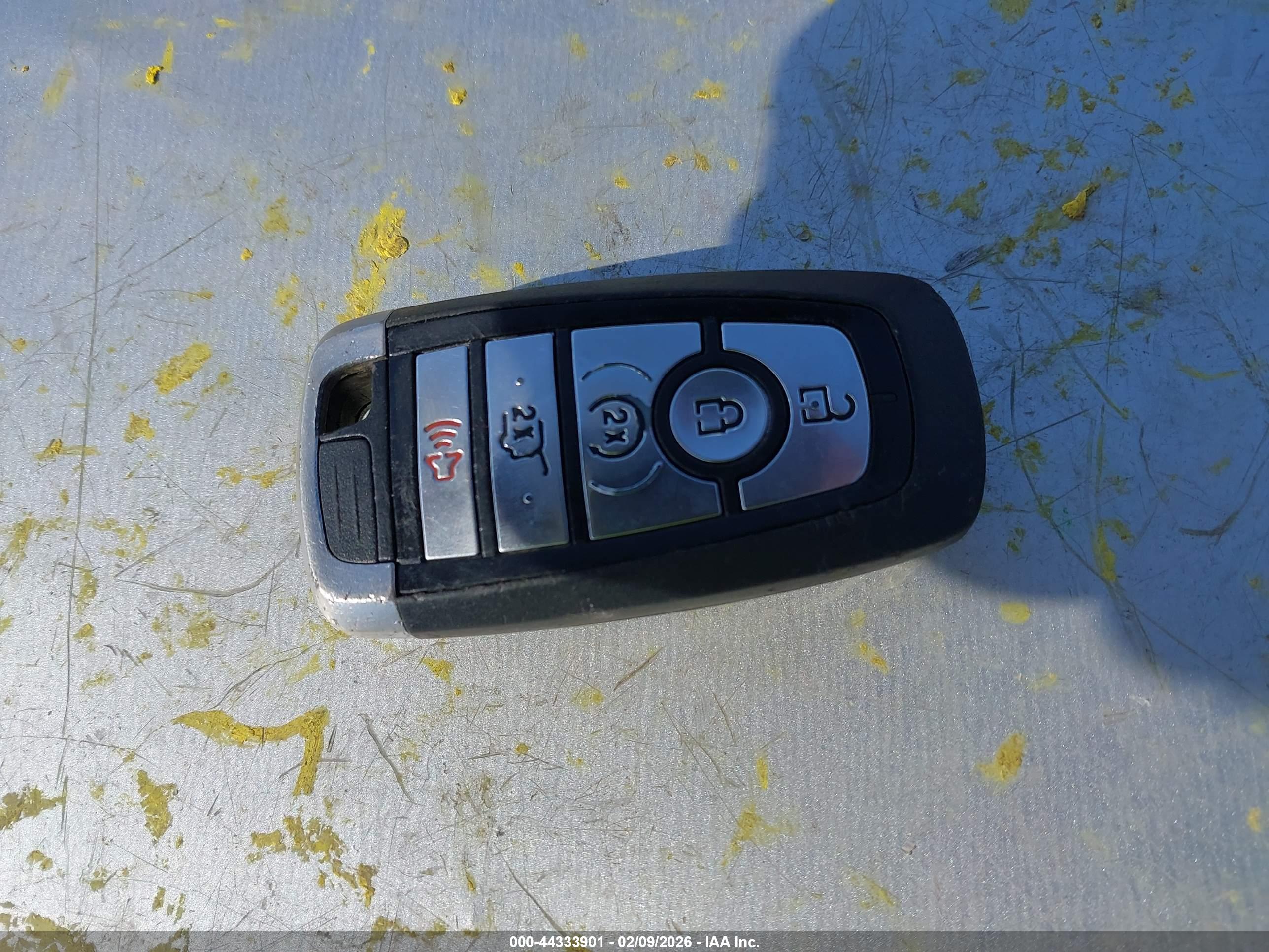 FORD EXPLORER image 11