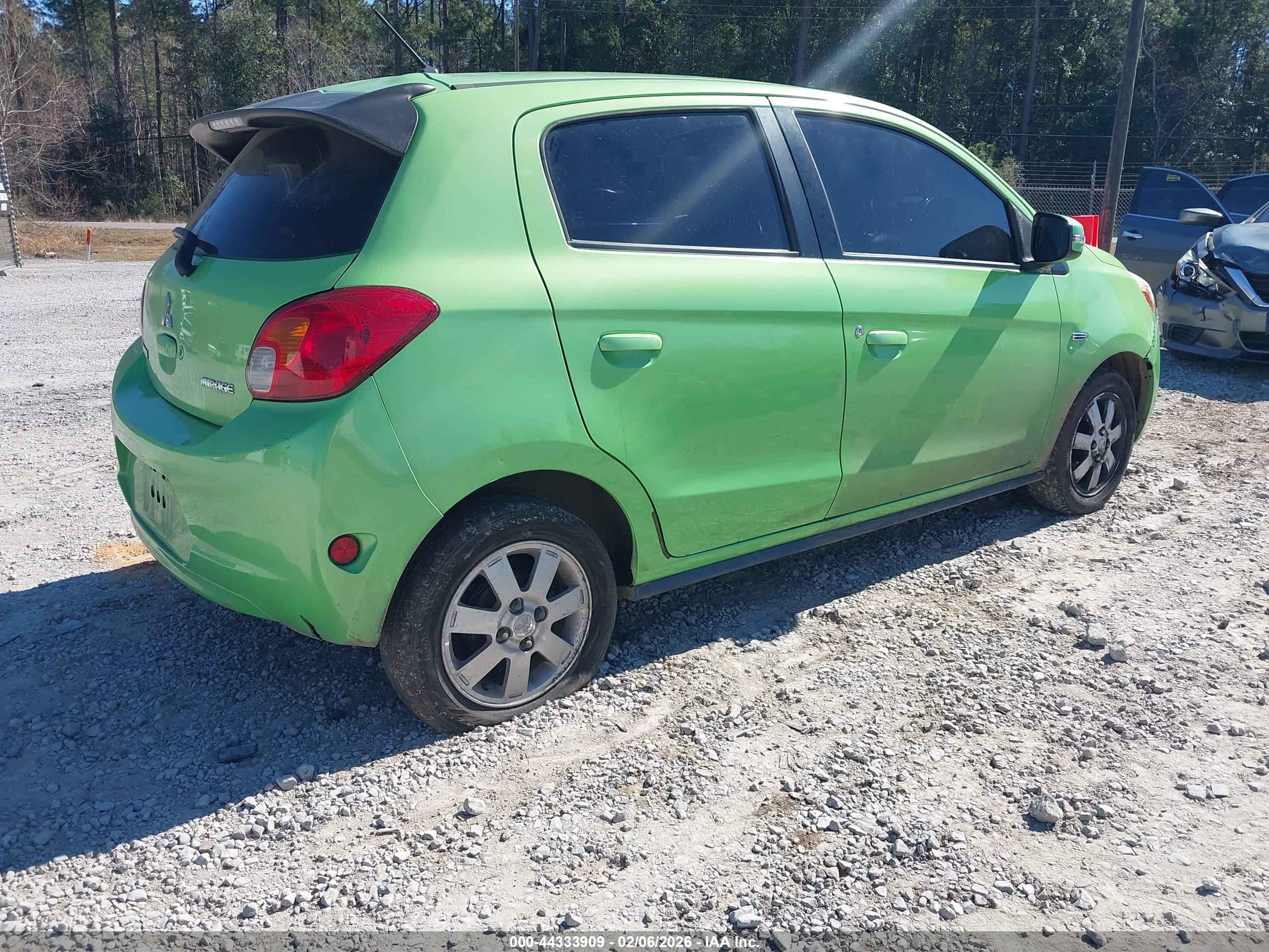 MITSUBISHI MIRAGE image 4