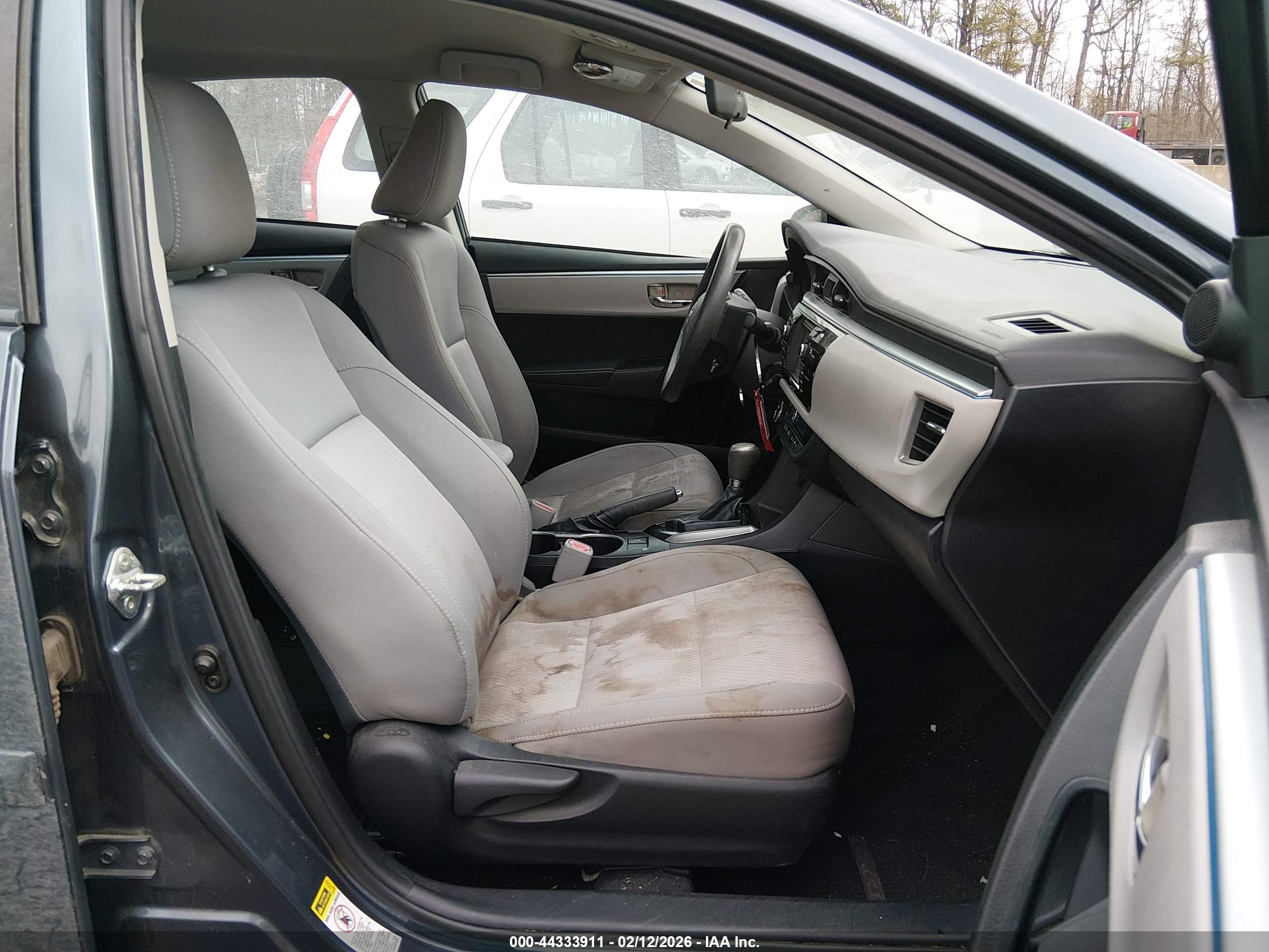 TOYOTA COROLLA image 5