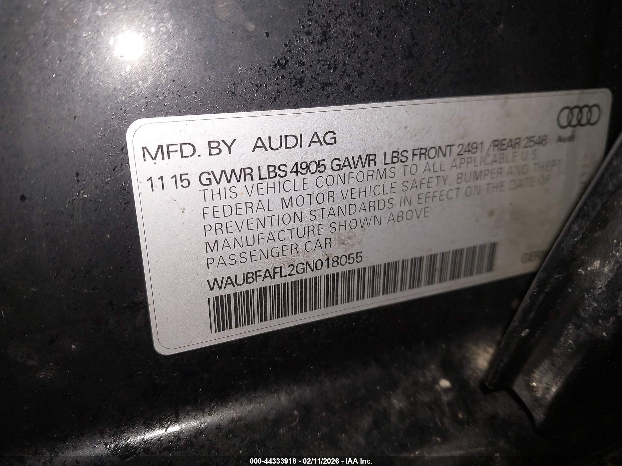AUDI A4 image 9