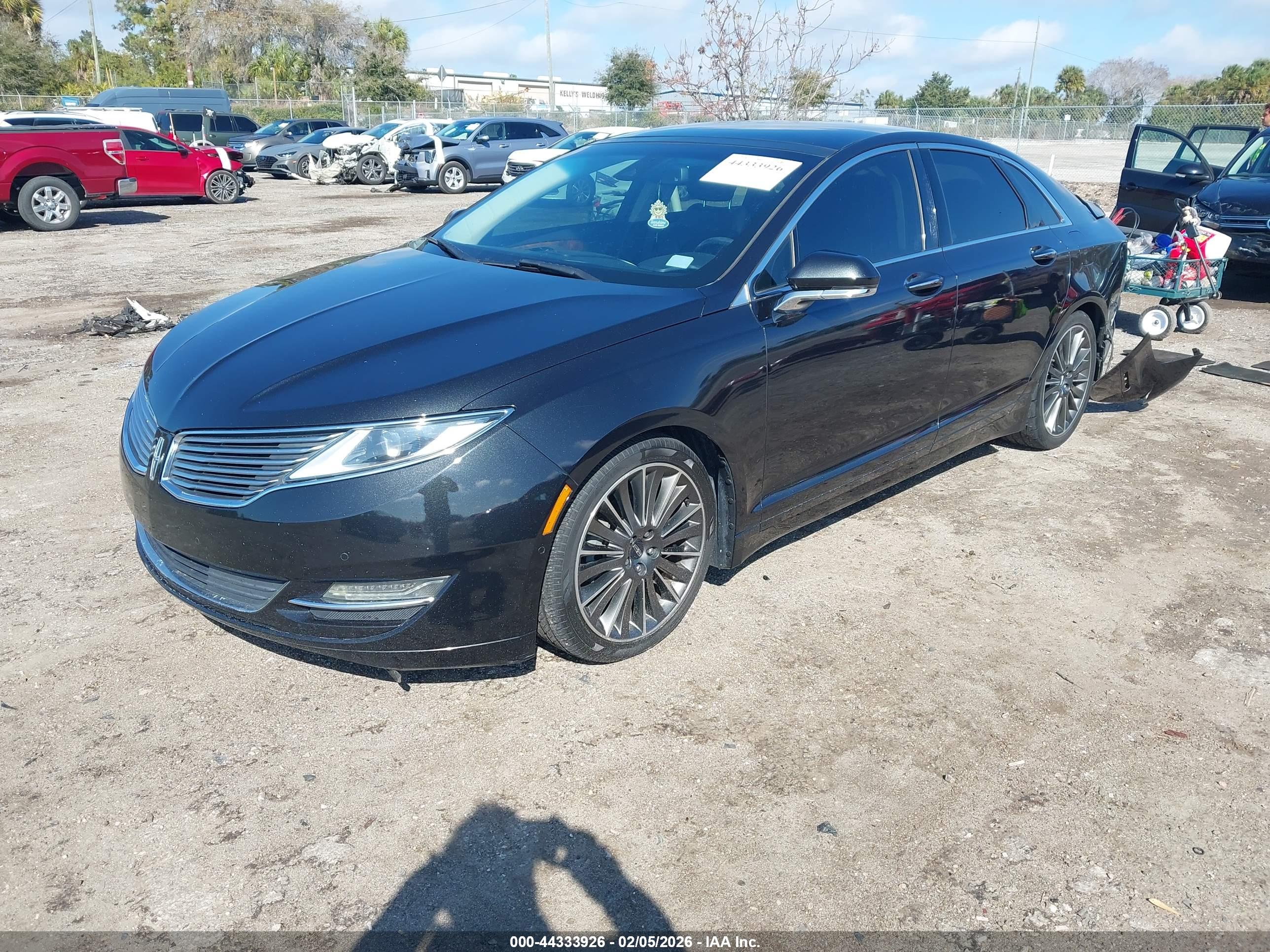 LINCOLN MKZ image 2
