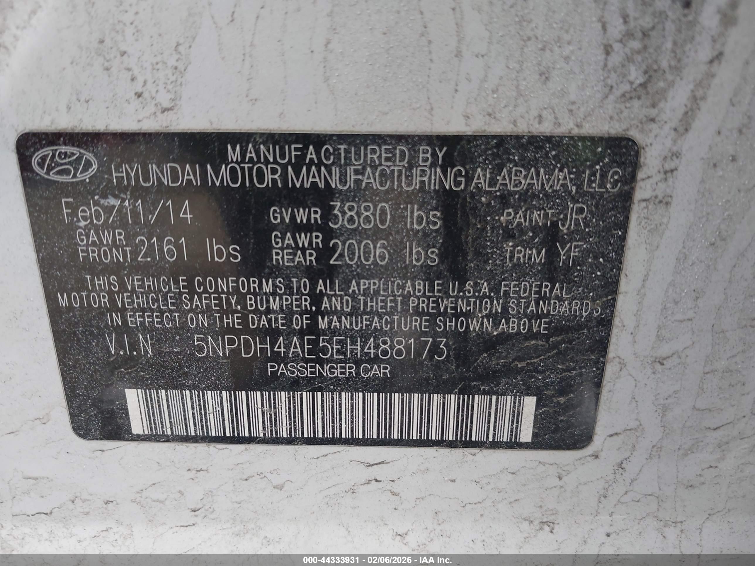 HYUNDAI ELANTRA image 9