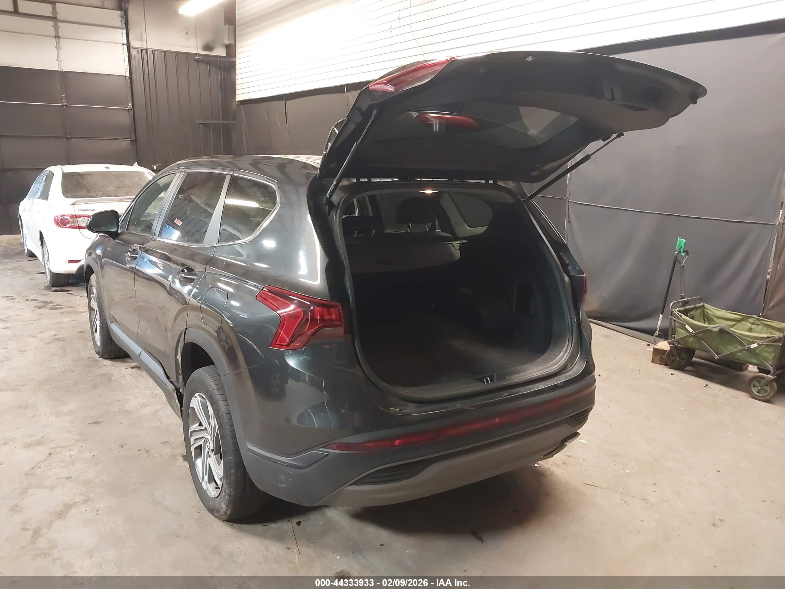 HYUNDAI SANTA image 3