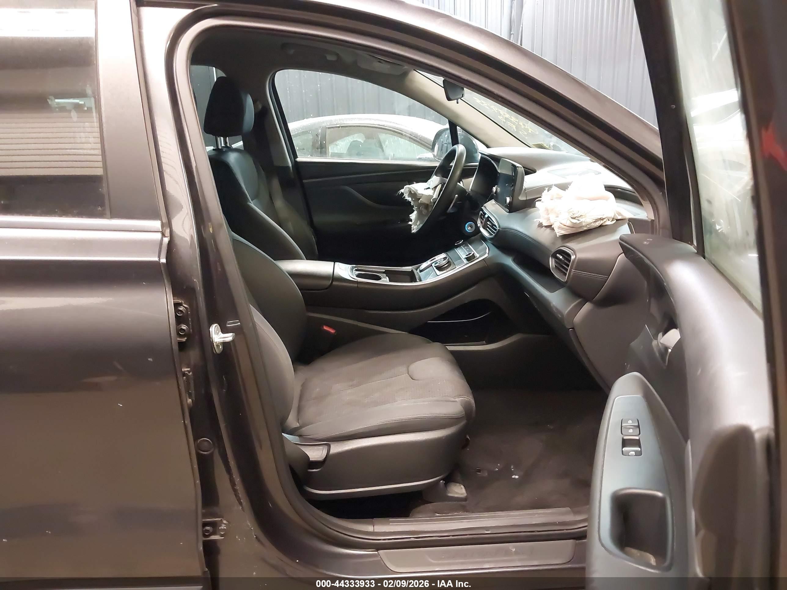 HYUNDAI SANTA image 5