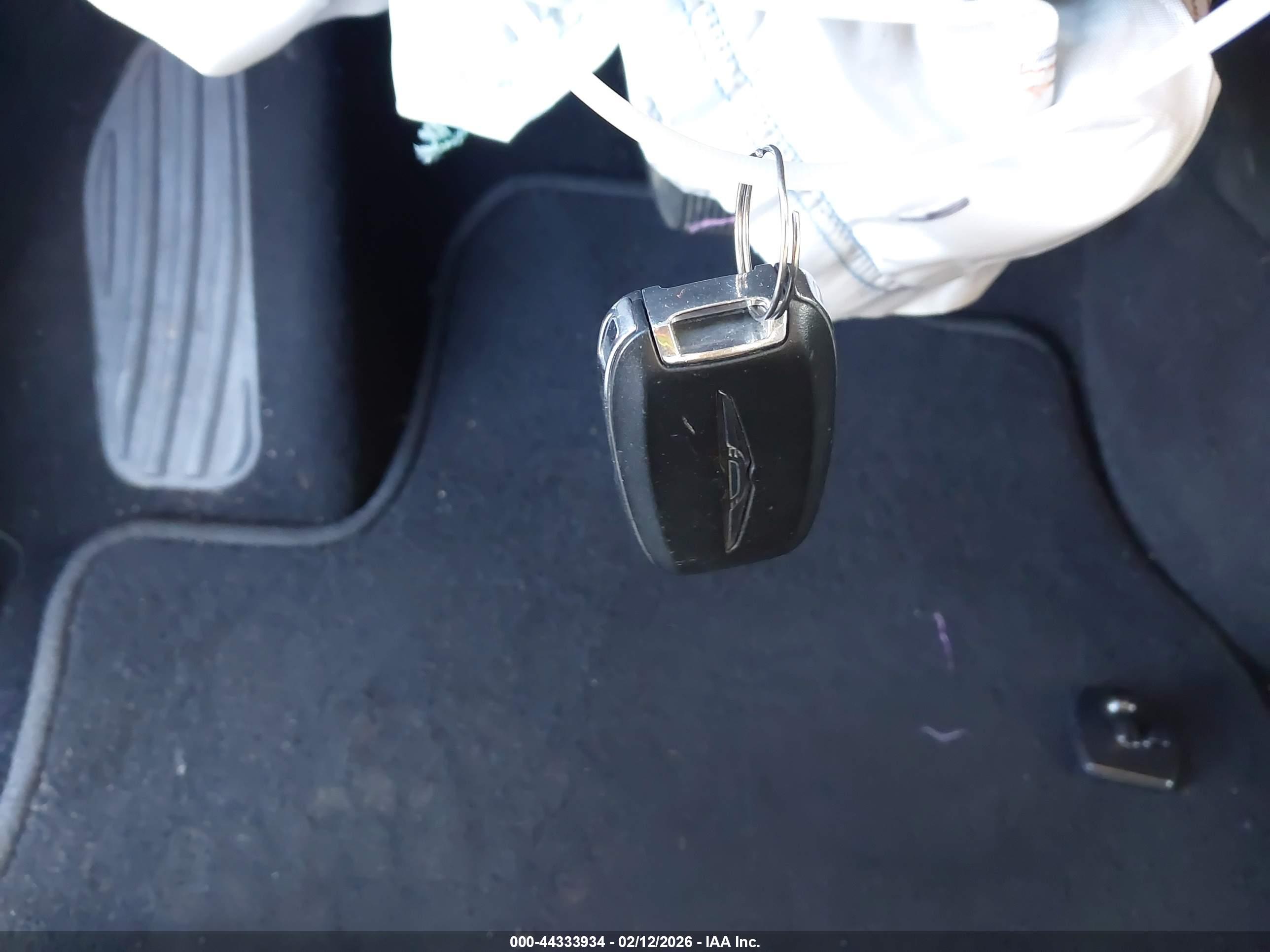 CHRYSLER PACIFICA image 11