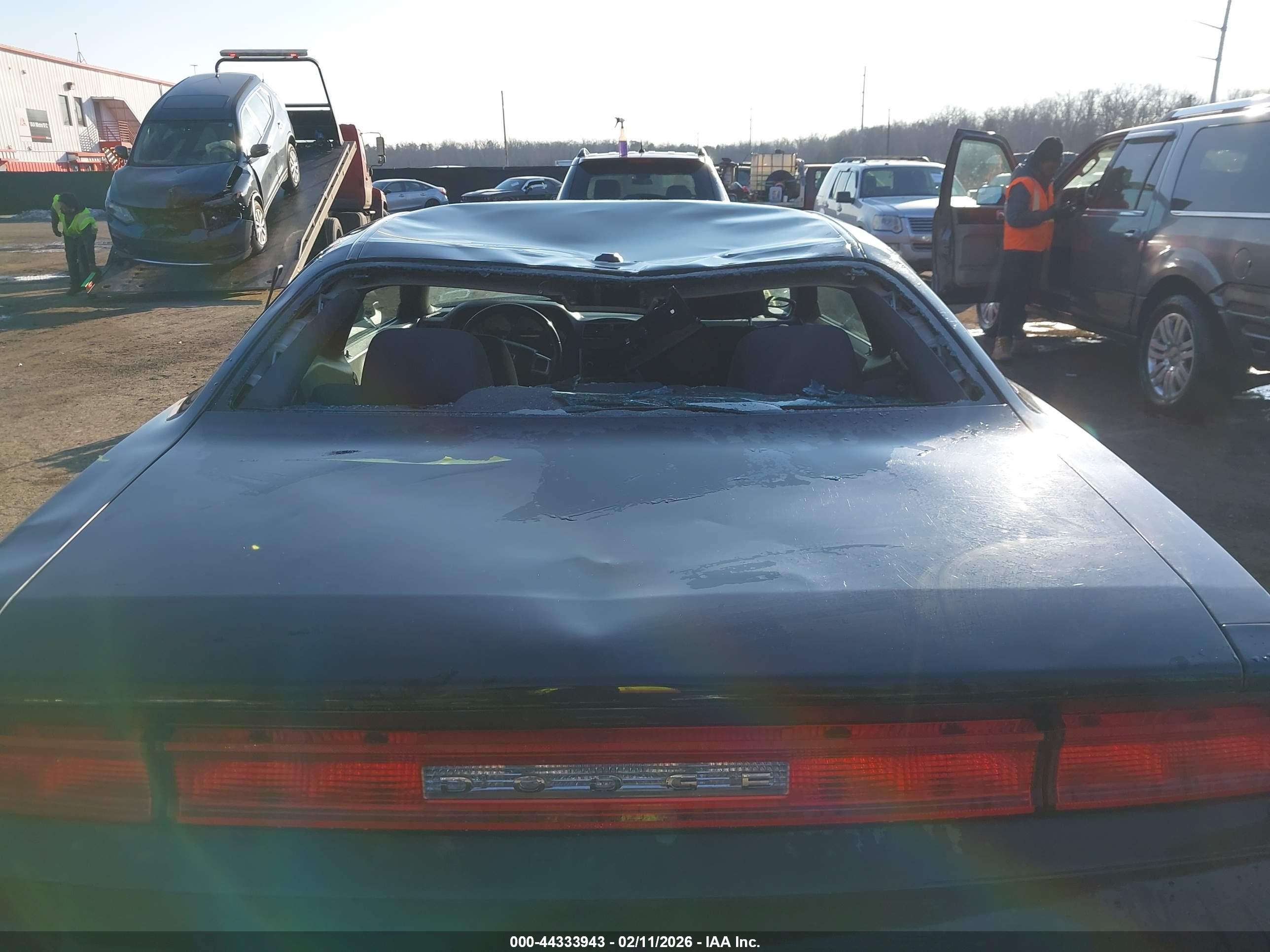 DODGE CHALLENGER image 6