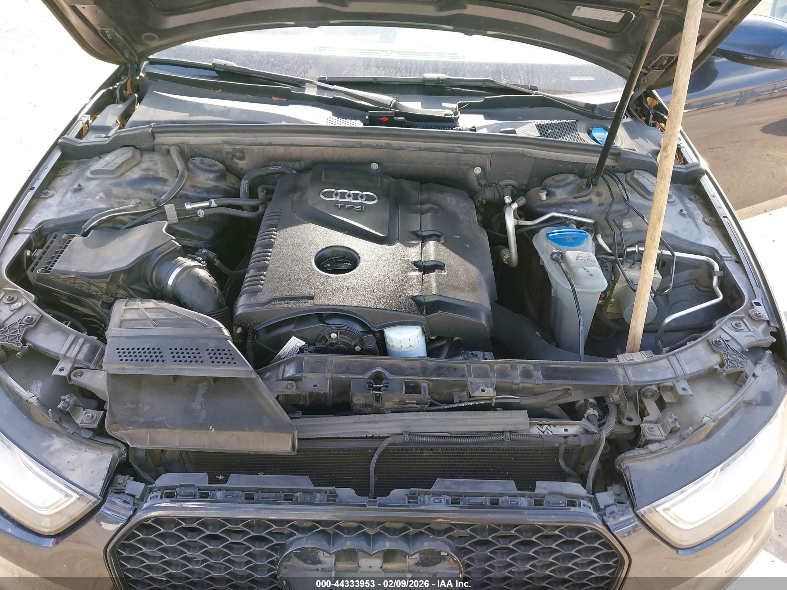 AUDI A4 image 10