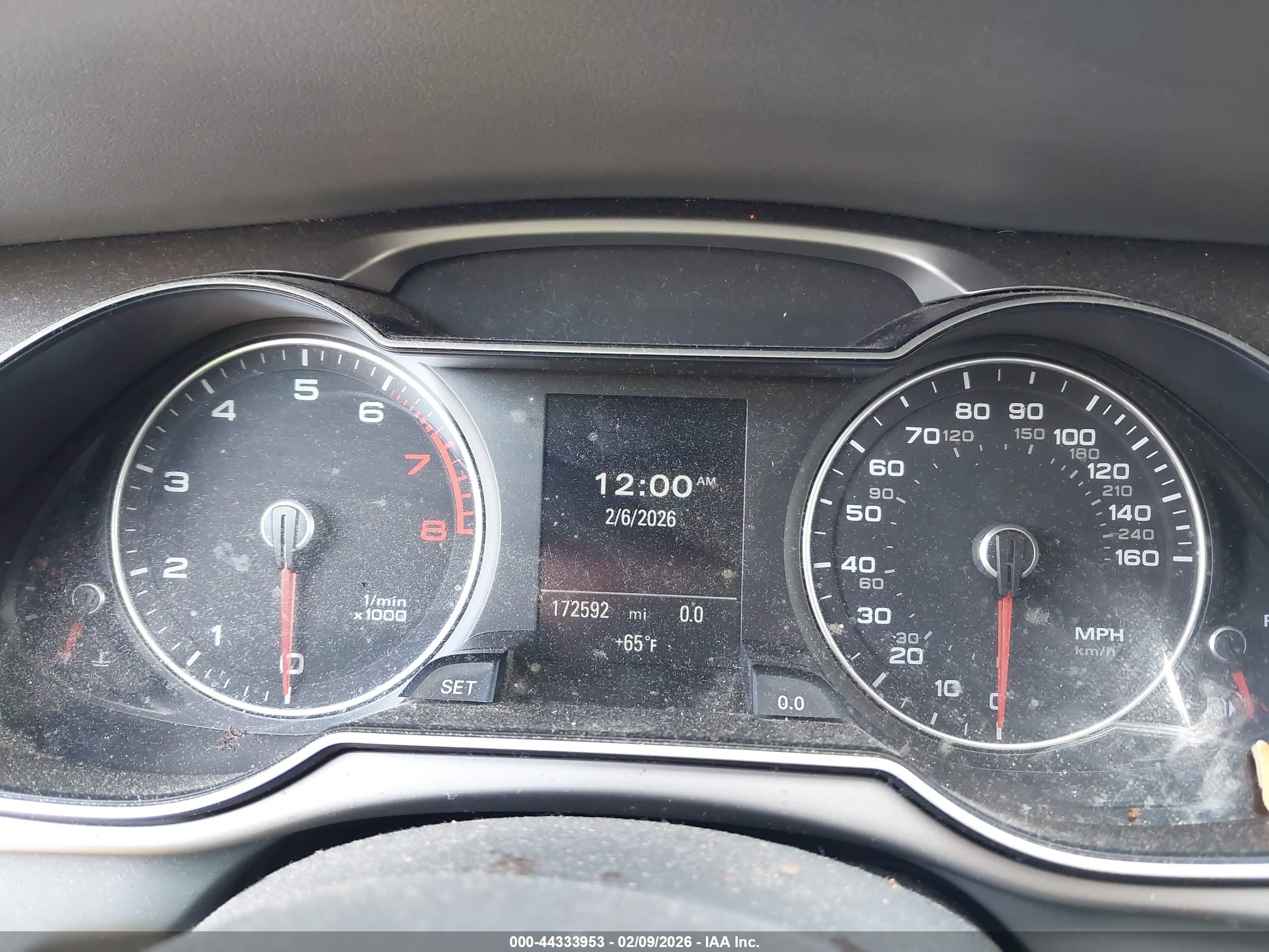 AUDI A4 image 7