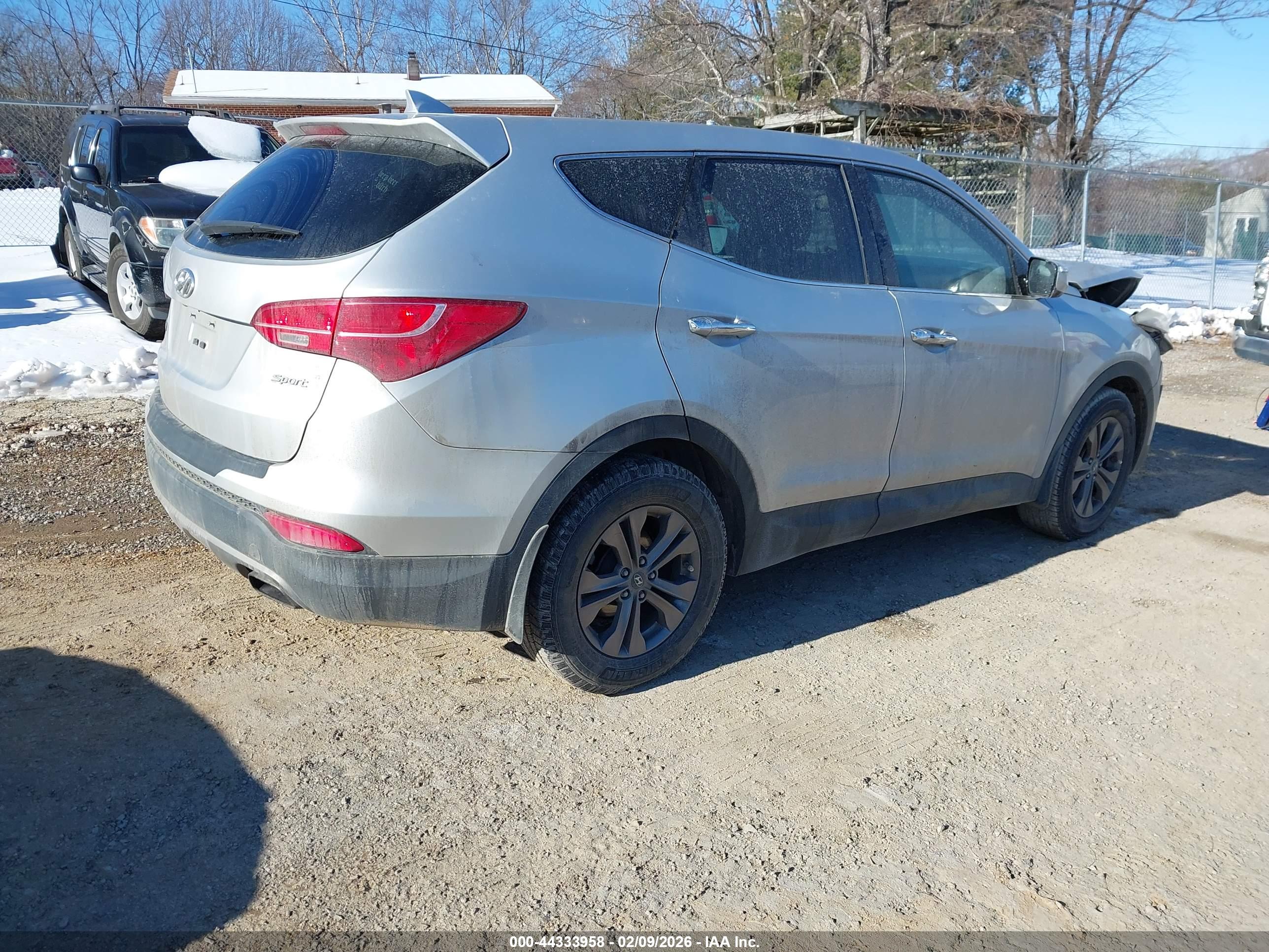 HYUNDAI SANTA image 4
