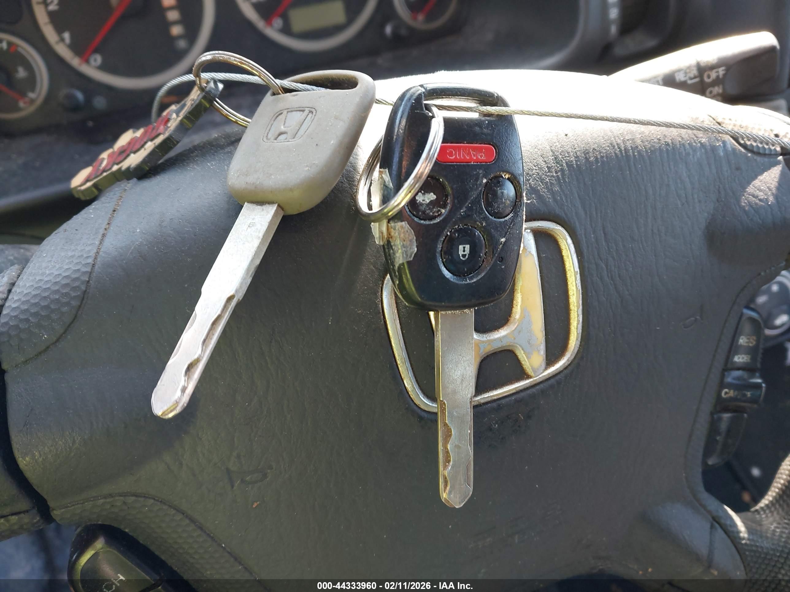 HONDA CR-V image 11