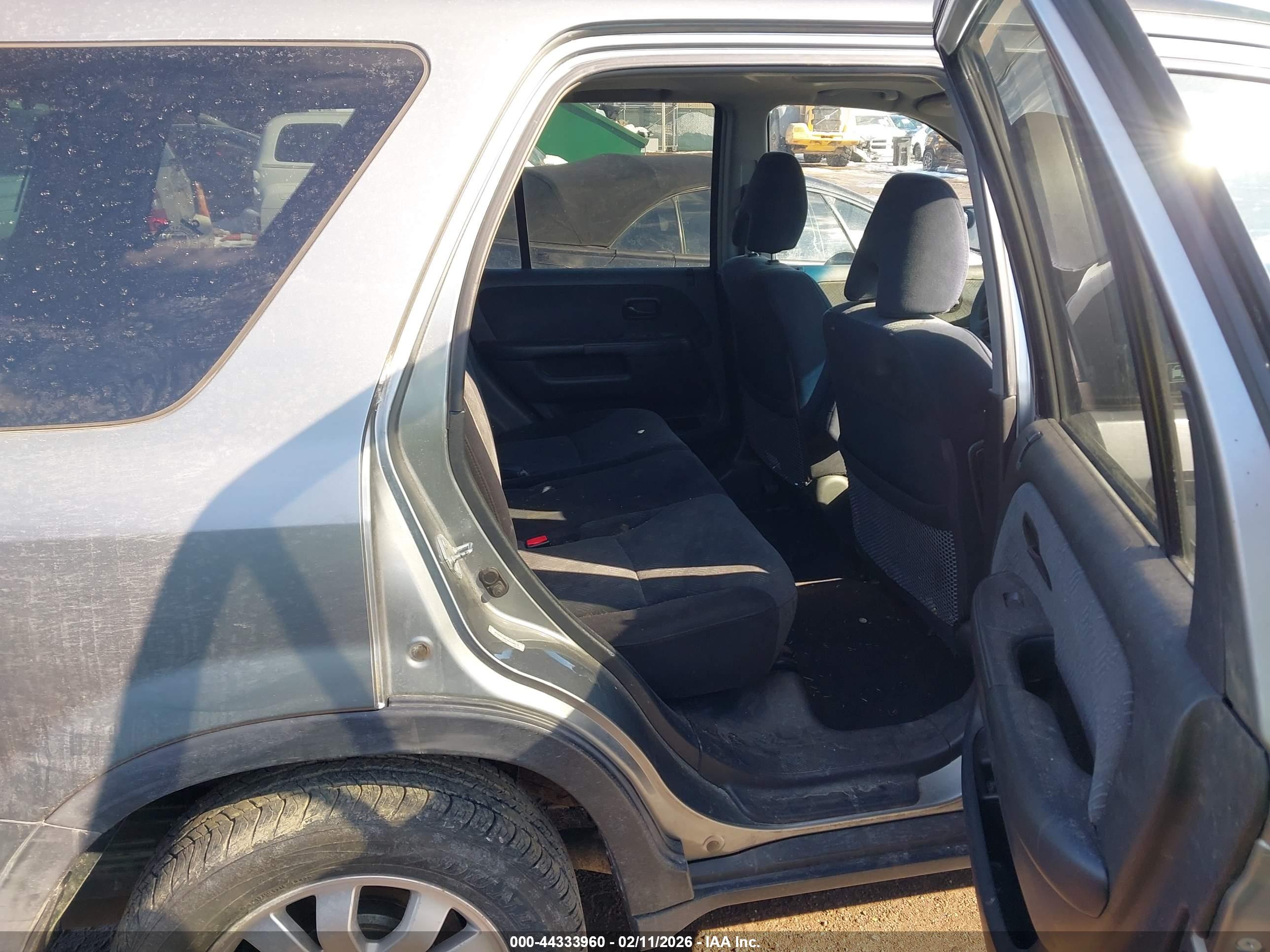 HONDA CR-V image 8