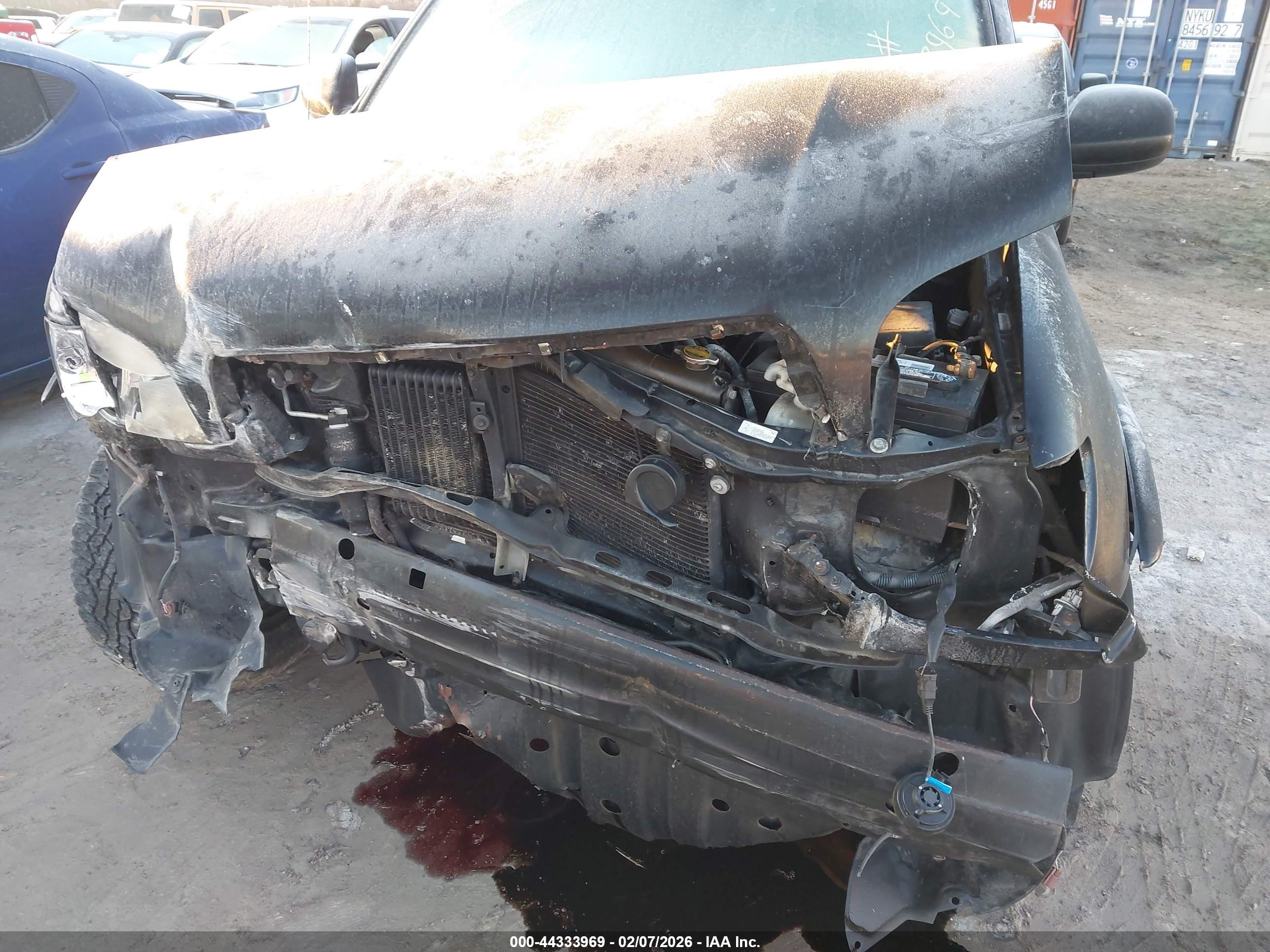 TOYOTA TUNDRA image 6