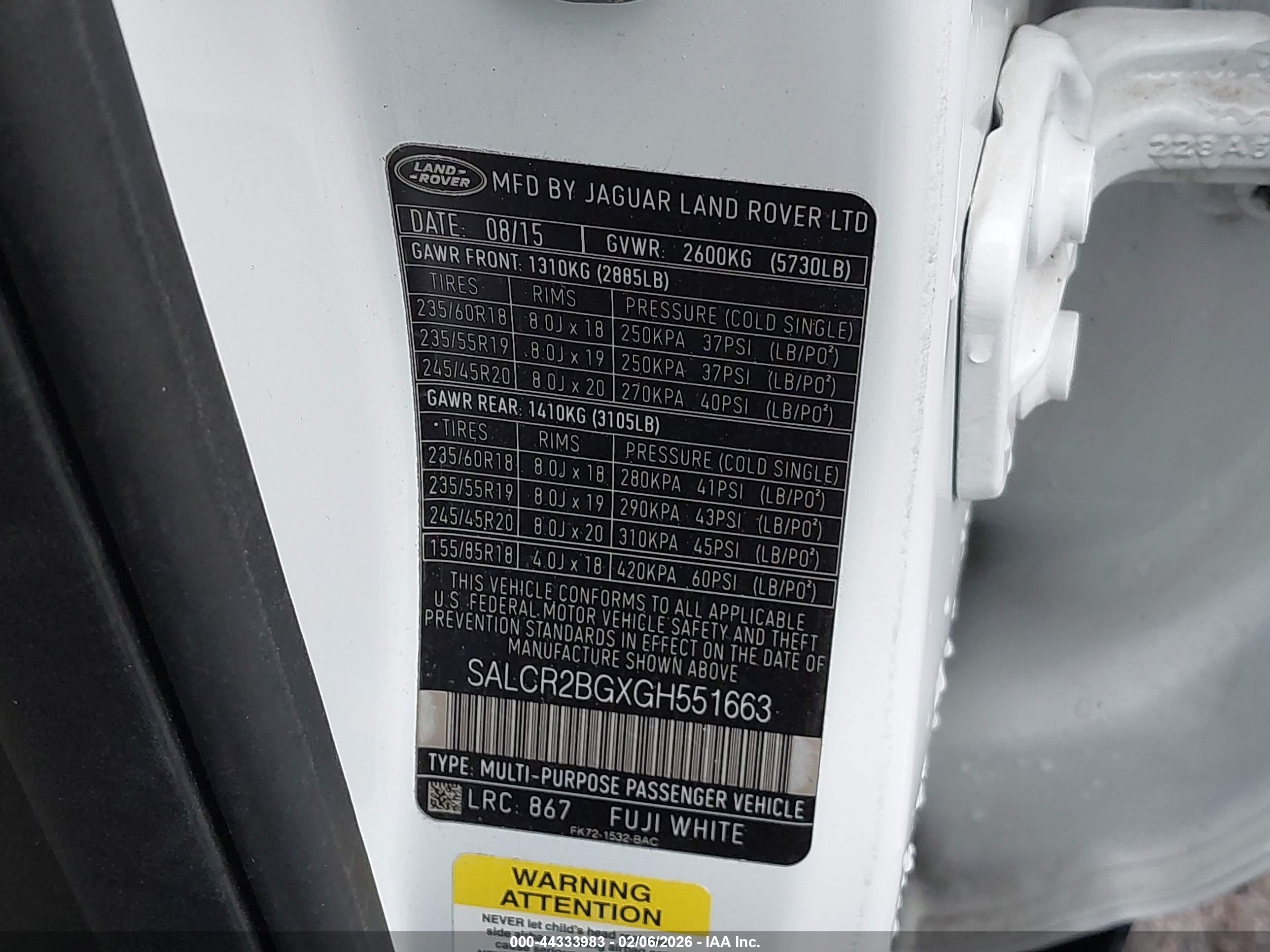 LAND ROVER image 9