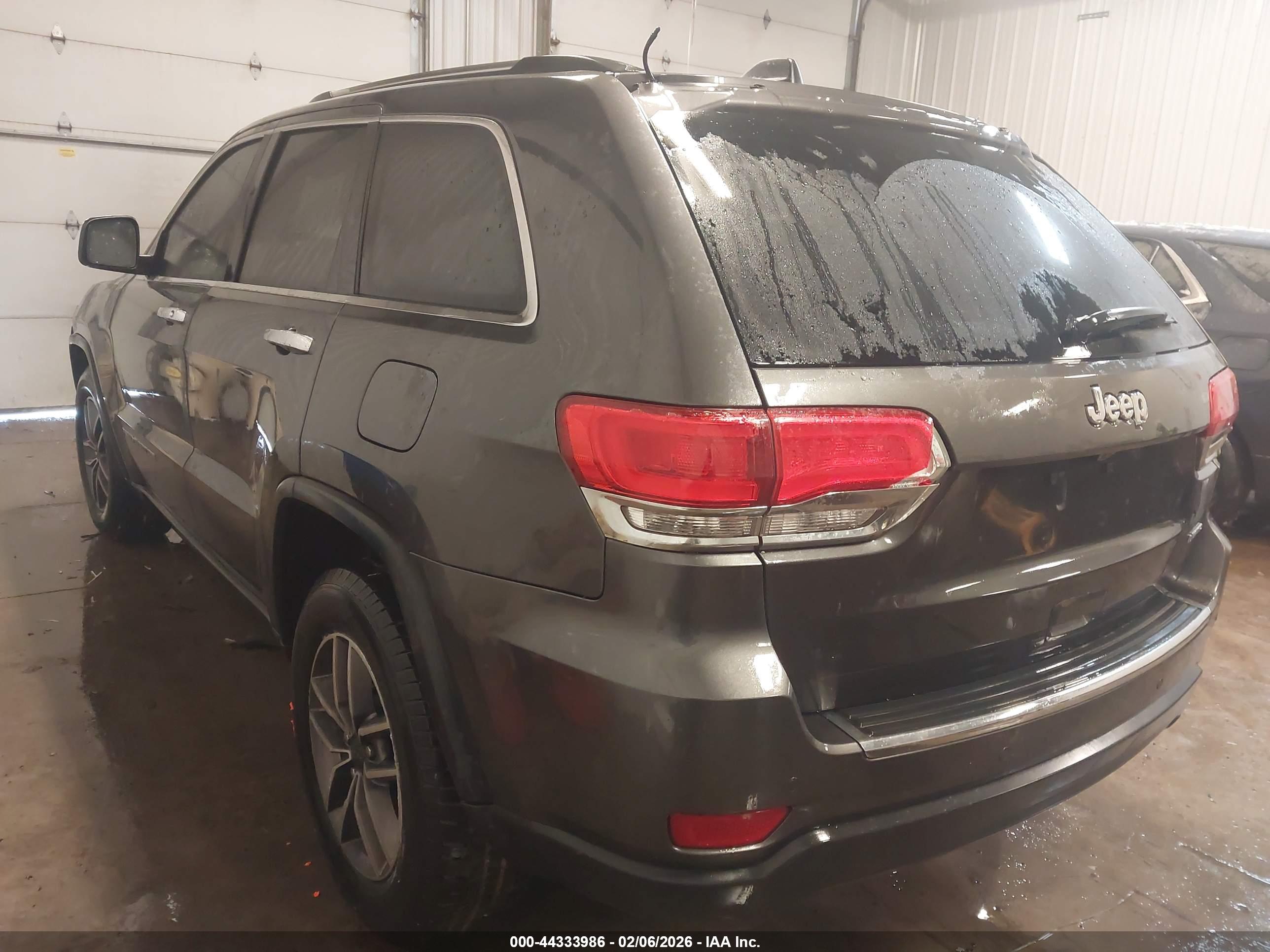JEEP GRAND image 3