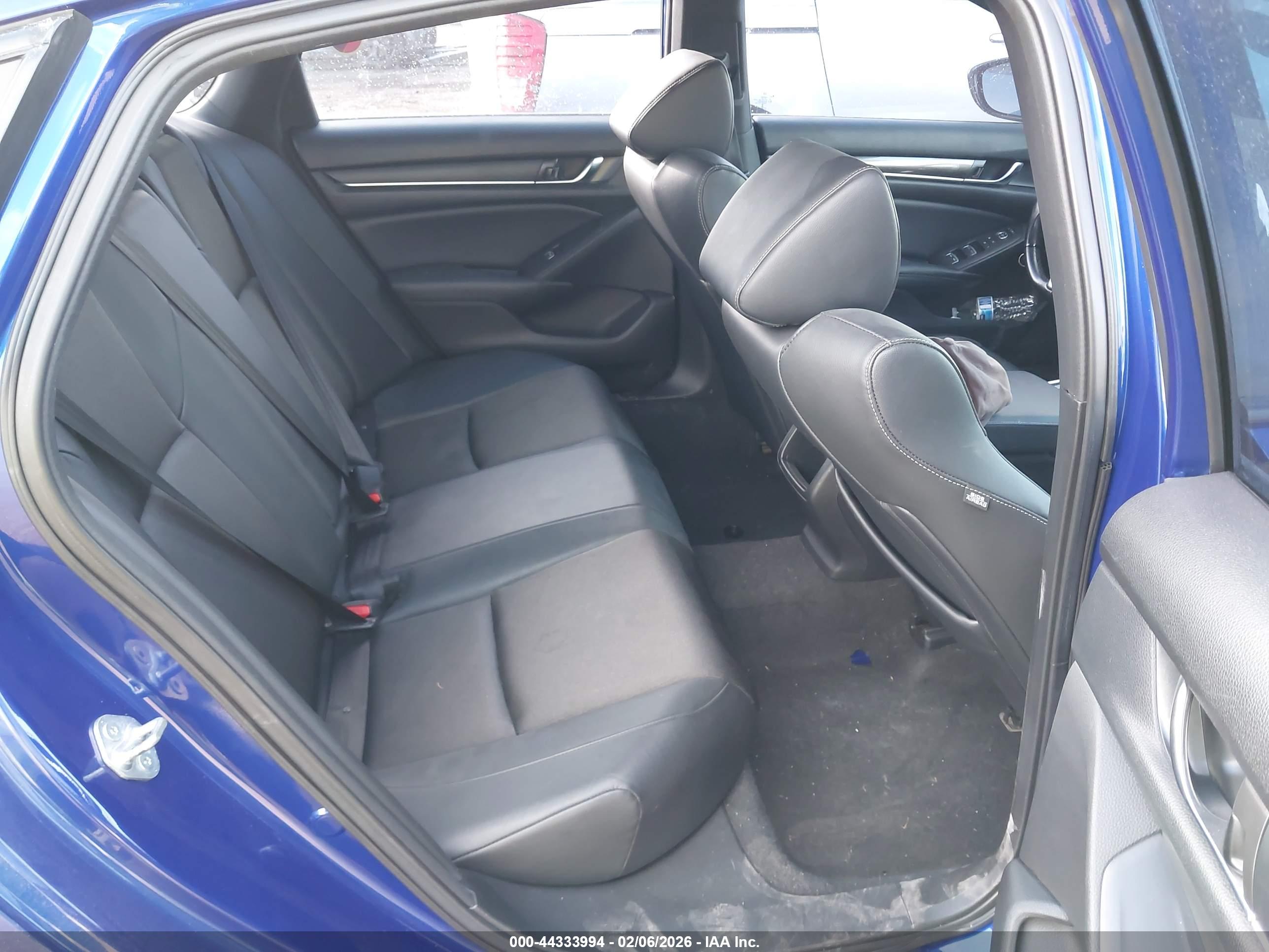 HONDA ACCORD image 8