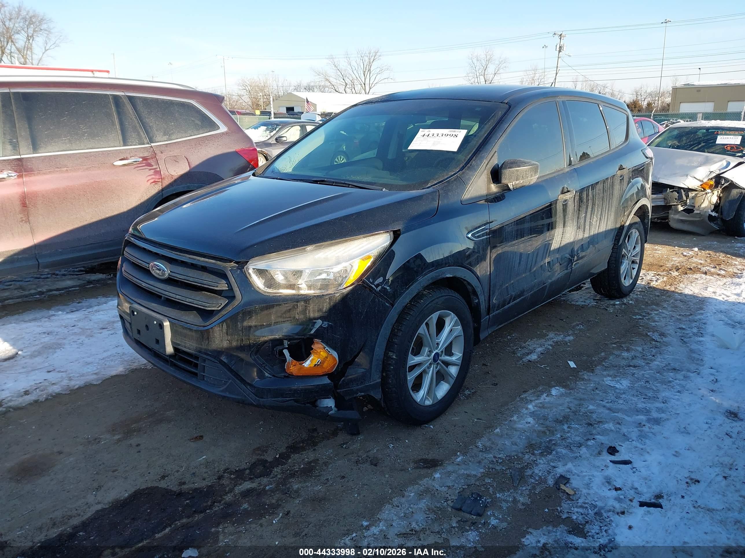 FORD ESCAPE image 2