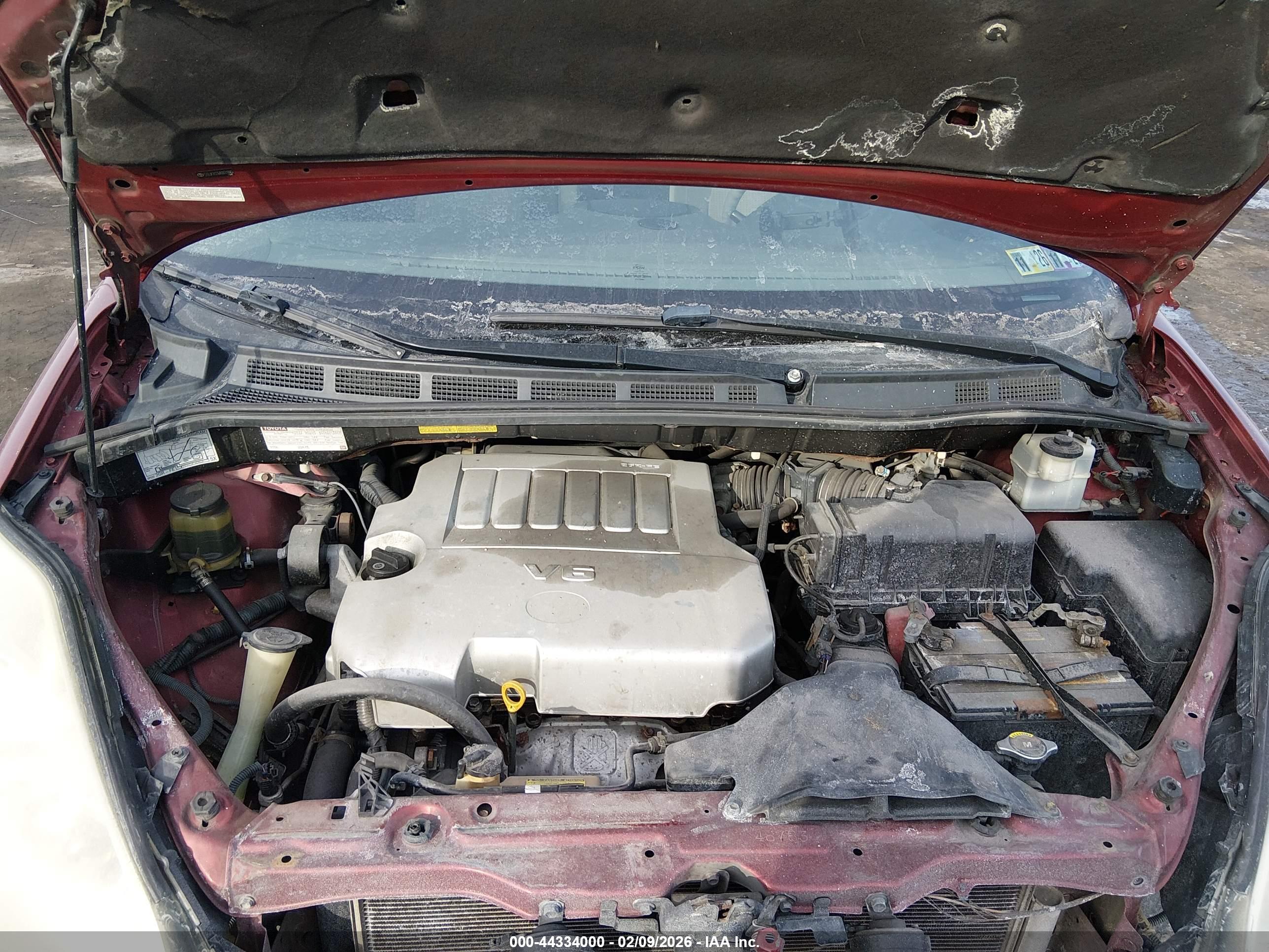 TOYOTA SIENNA image 10