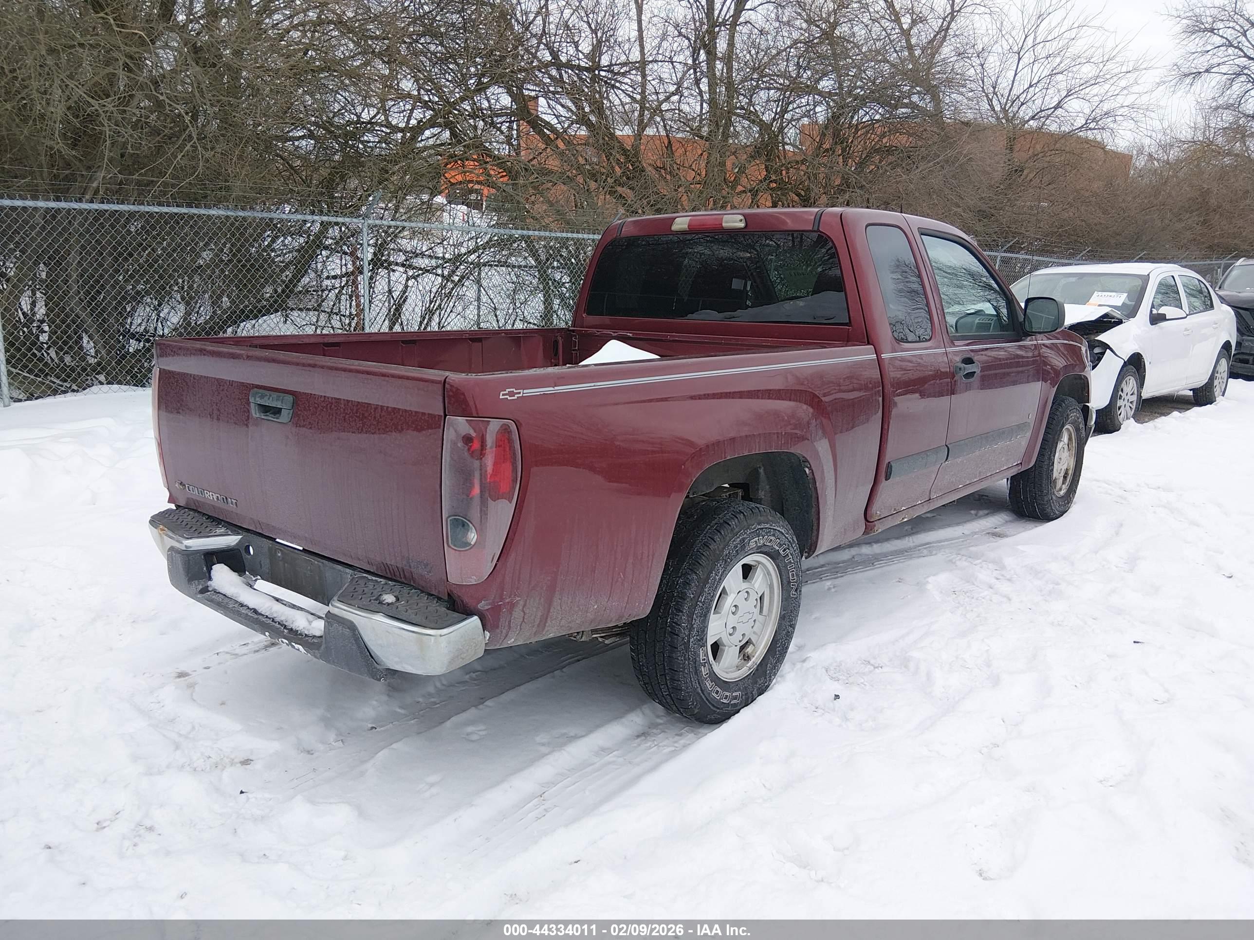CHEVROLET COLORADO image 4