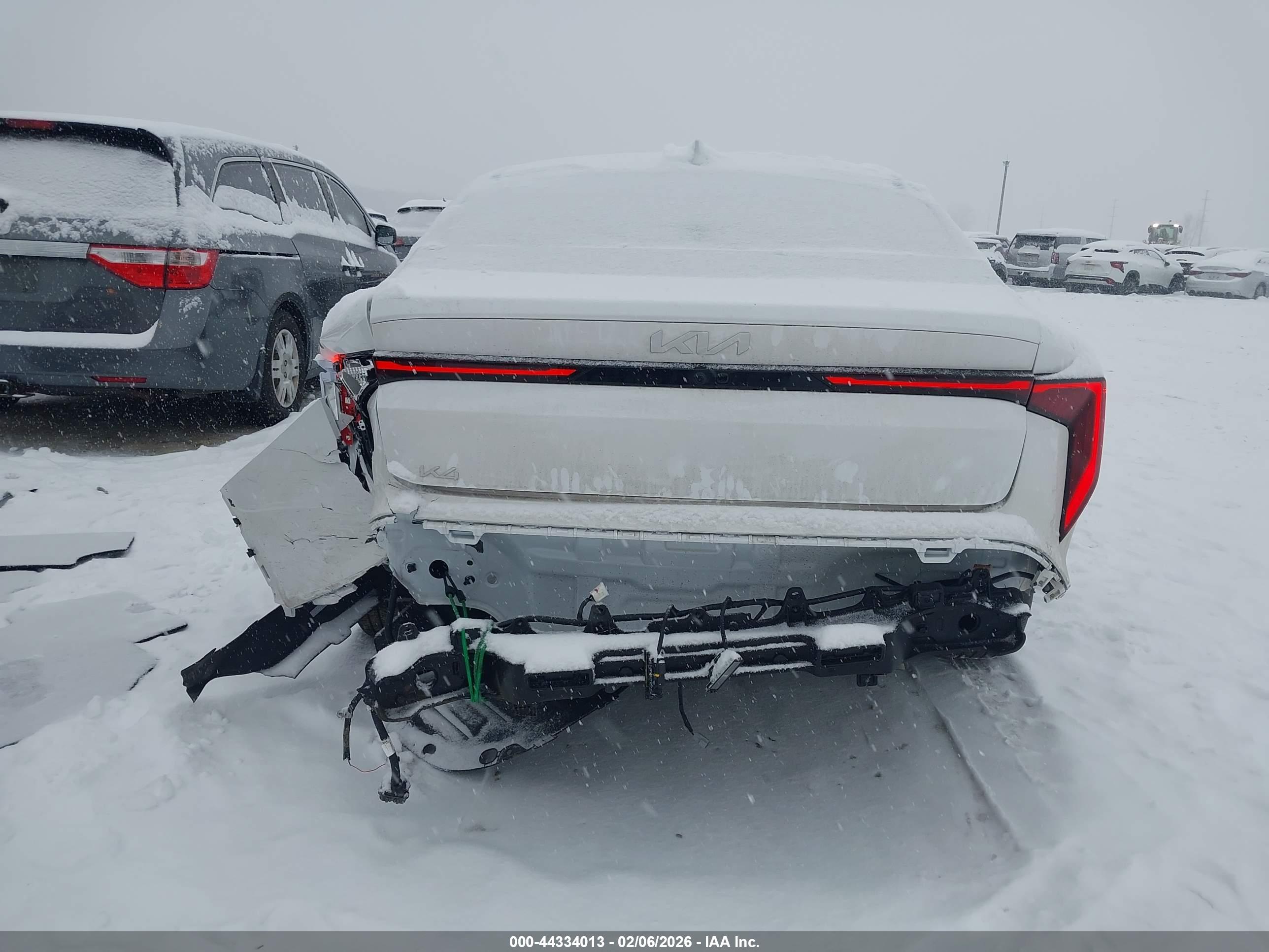 KIA K4 image 6