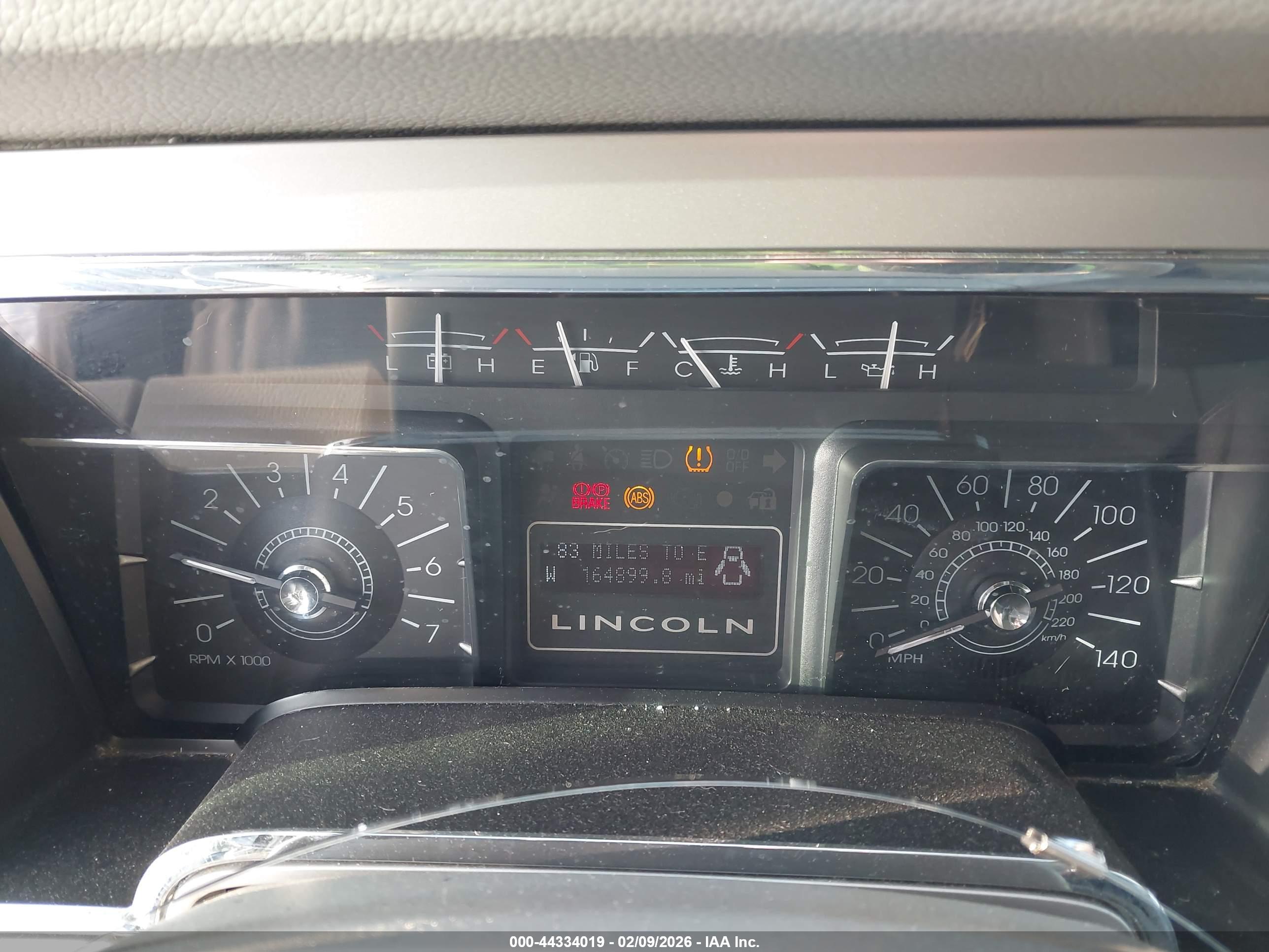 LINCOLN NAVIGATOR image 7