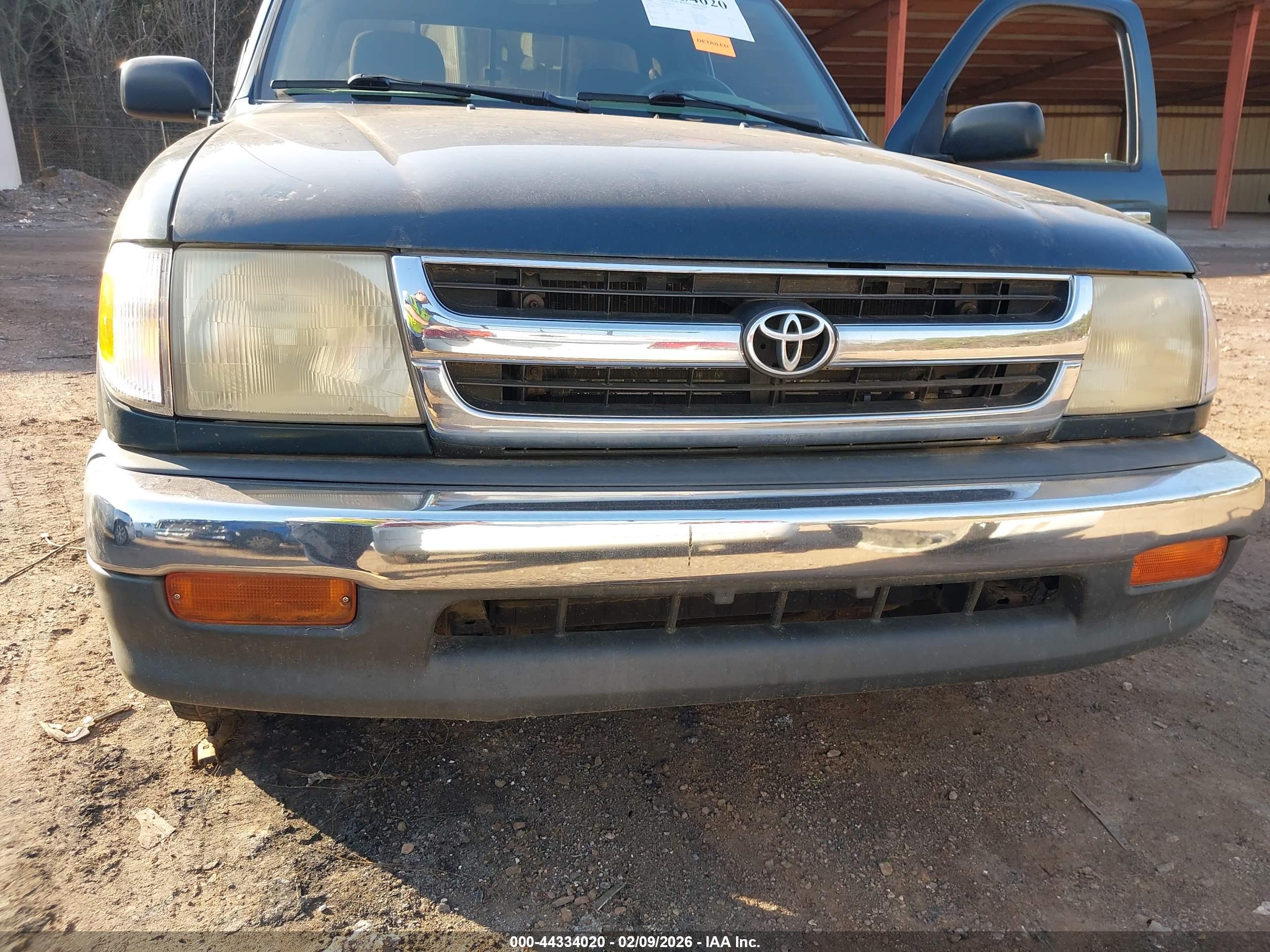 TOYOTA TACOMA image 6