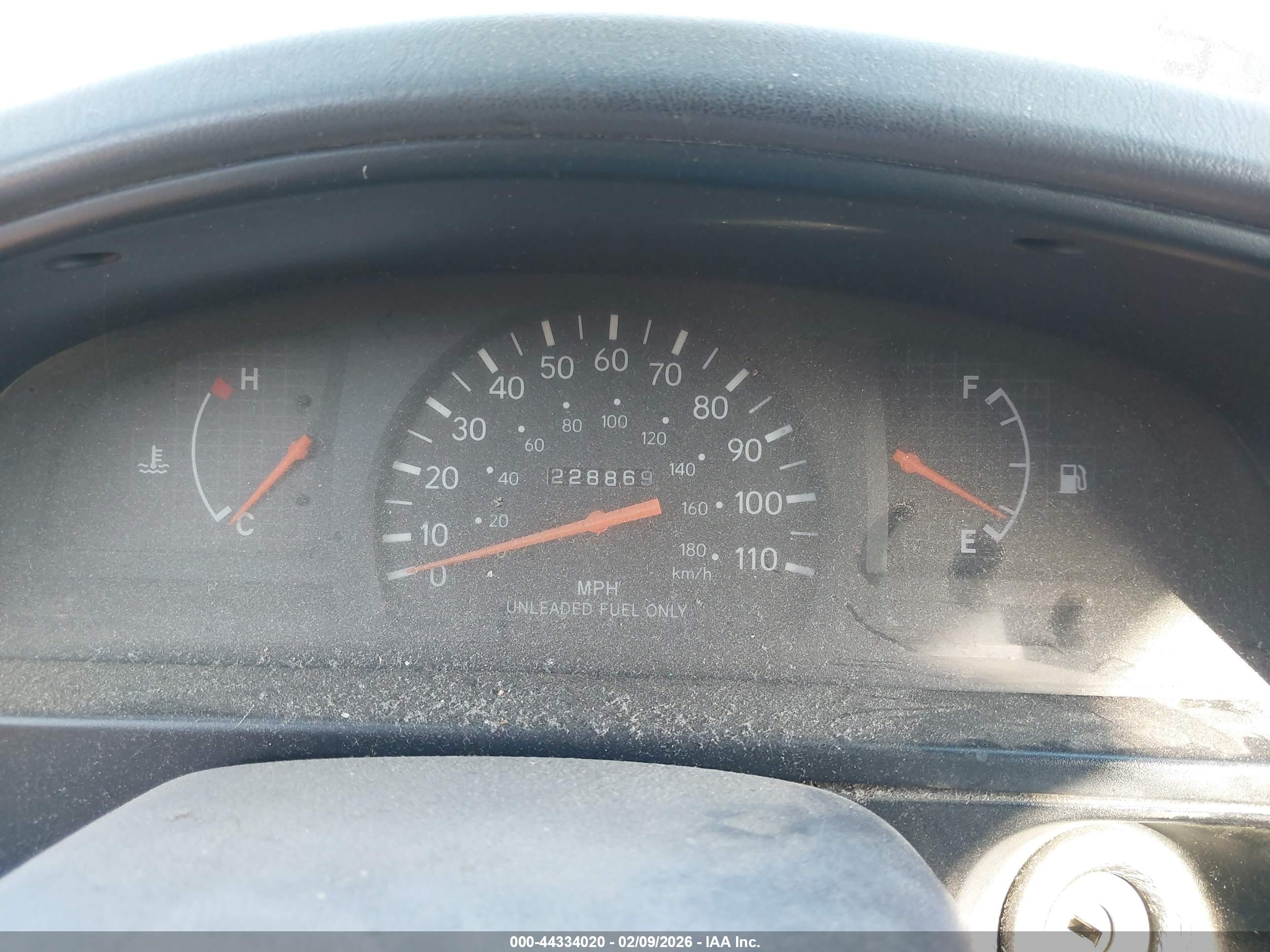 TOYOTA TACOMA image 7
