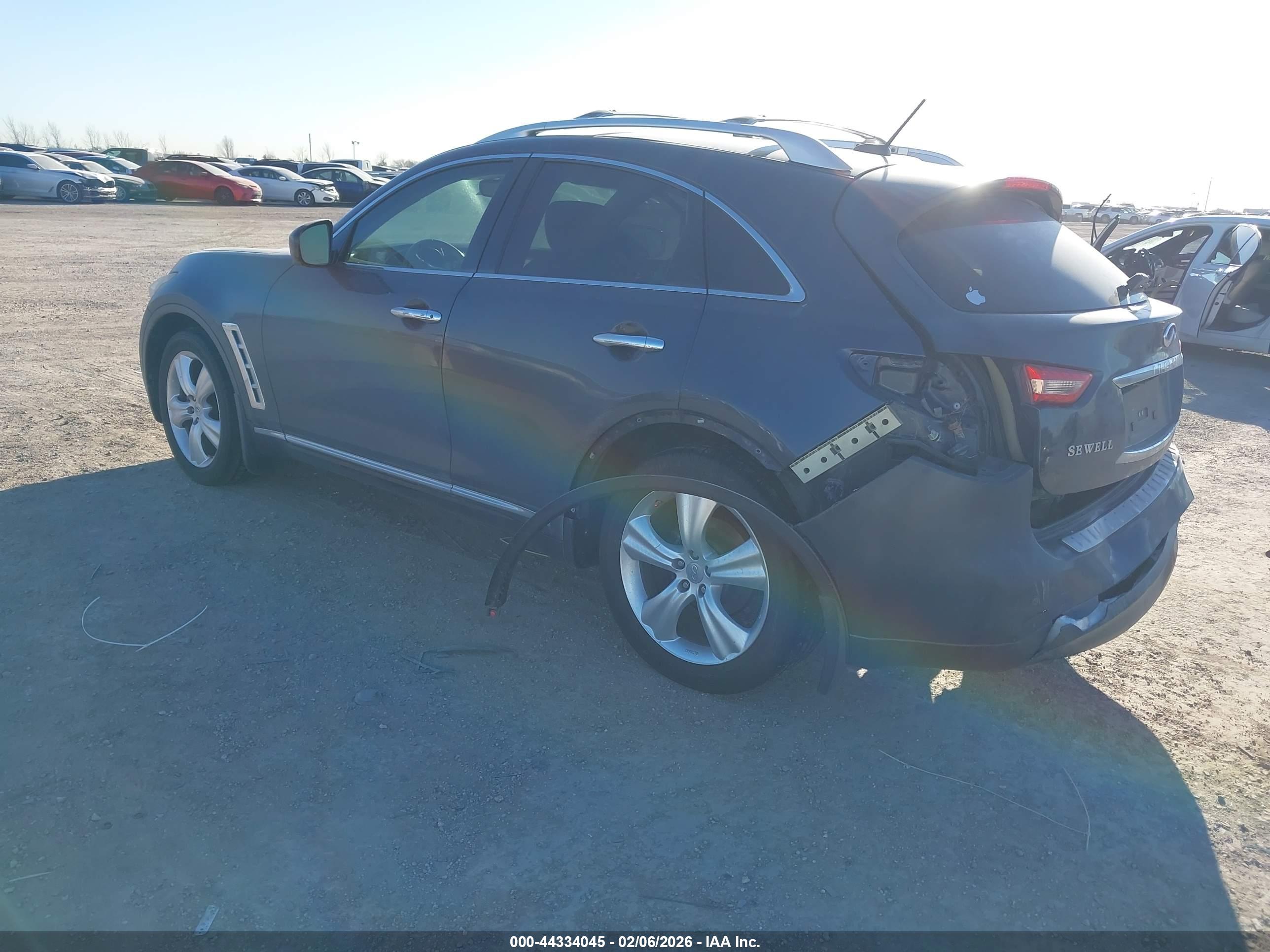 INFINITI FX35 image 3