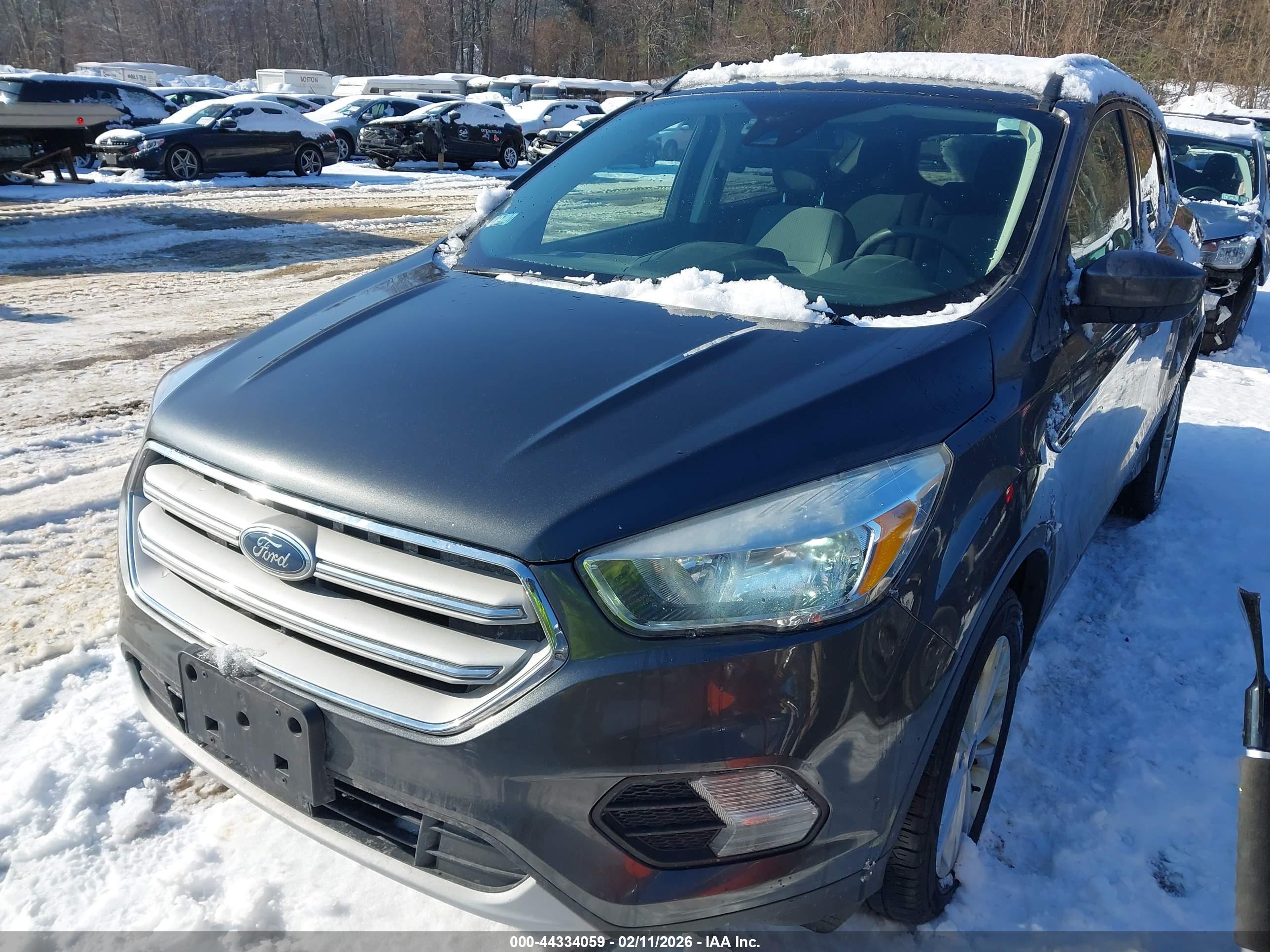 FORD ESCAPE image 2